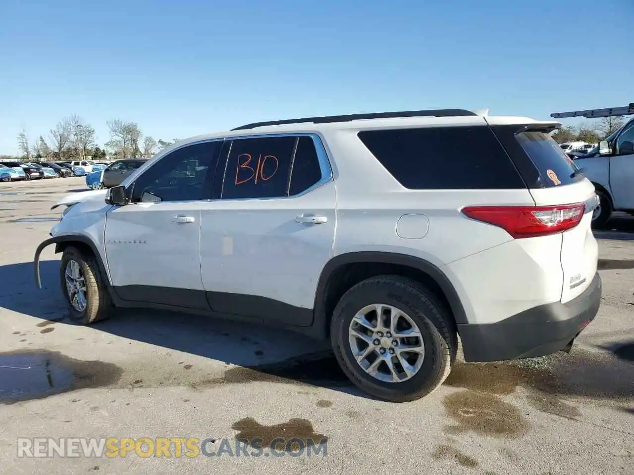 2 Photograph of a damaged car 1GNERGKW7KJ255576 CHEVROLET TRAVERSE 2019