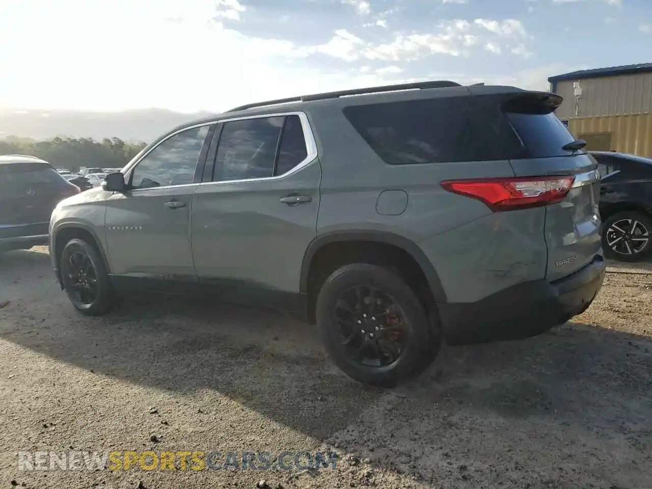 2 Photograph of a damaged car 1GNERGKW7KJ275083 CHEVROLET TRAVERSE 2019