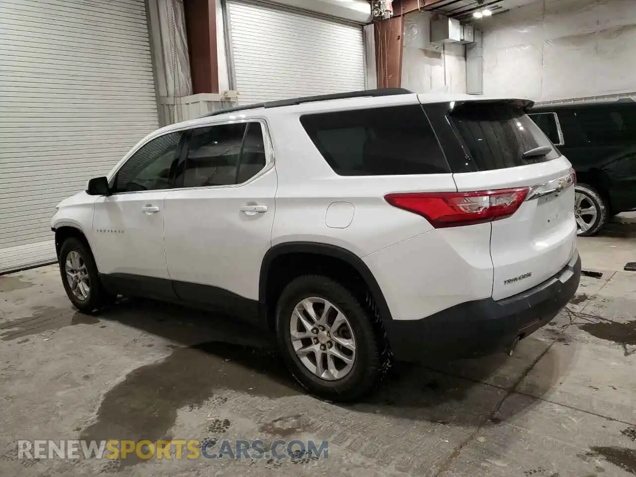 2 Photograph of a damaged car 1GNERHKW7KJ160912 CHEVROLET TRAVERSE 2019