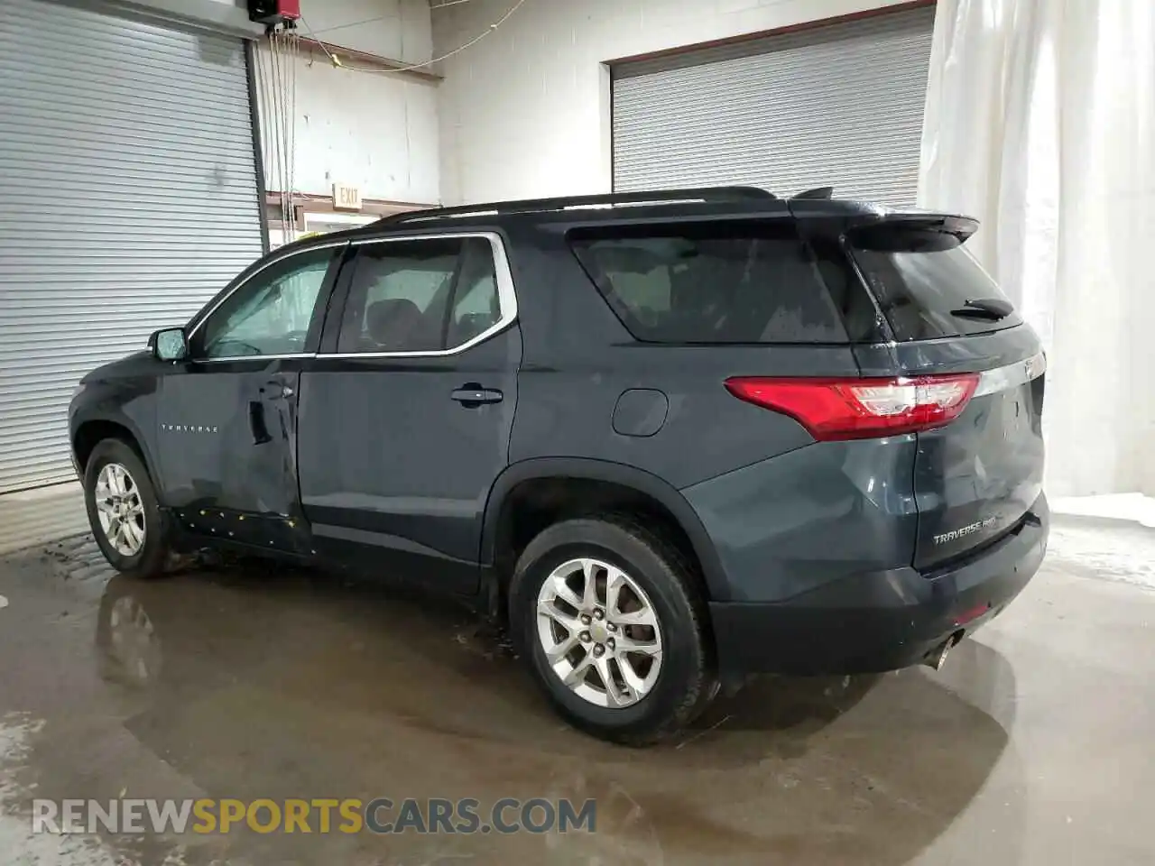 2 fotografías del automóvil dañado 1GNEVGKW2KJ313265 CHEVROLET TRAVERSE 2019