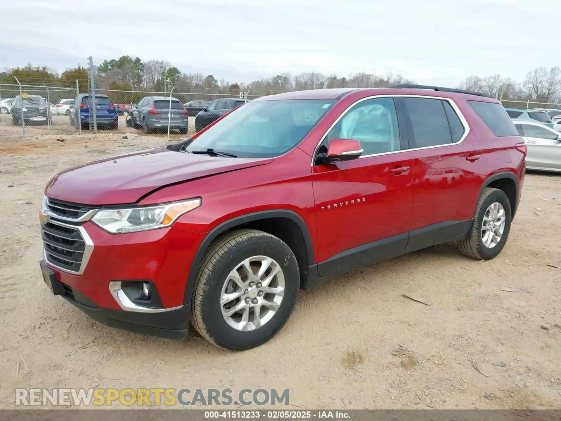 2 Photograph of a damaged car 1GNERGKW2LJ146153 CHEVROLET TRAVERSE 2020