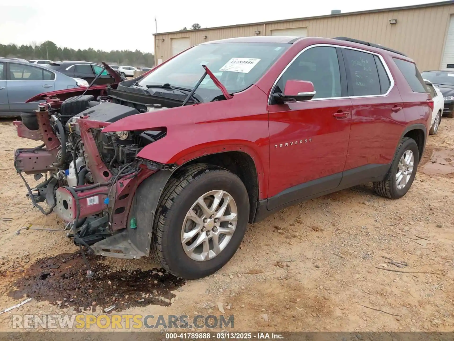 2 Photograph of a damaged car 1GNERGKW2LJ197166 CHEVROLET TRAVERSE 2020