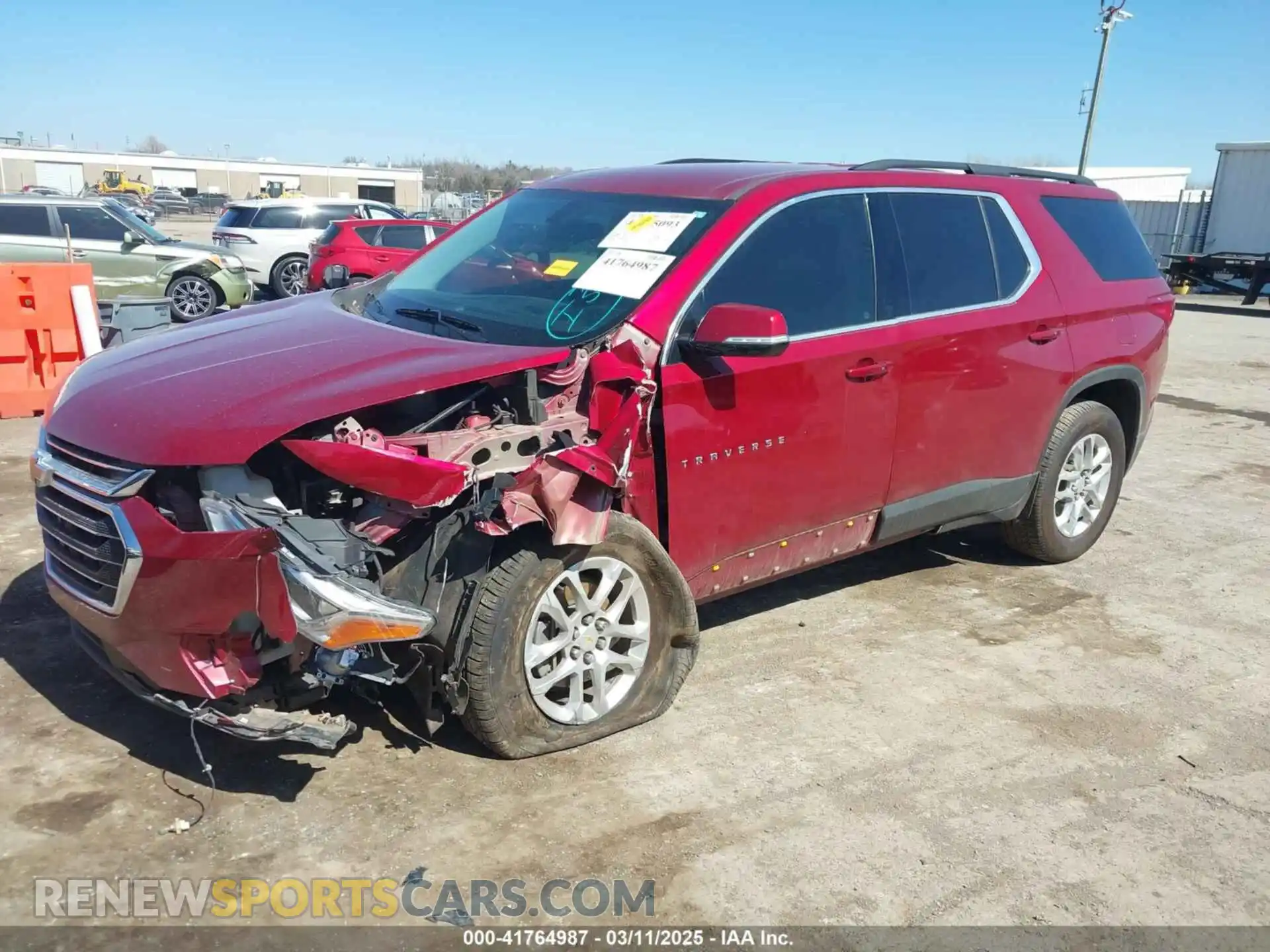 2 Photograph of a damaged car 1GNERGKW2LJ210773 CHEVROLET TRAVERSE 2020