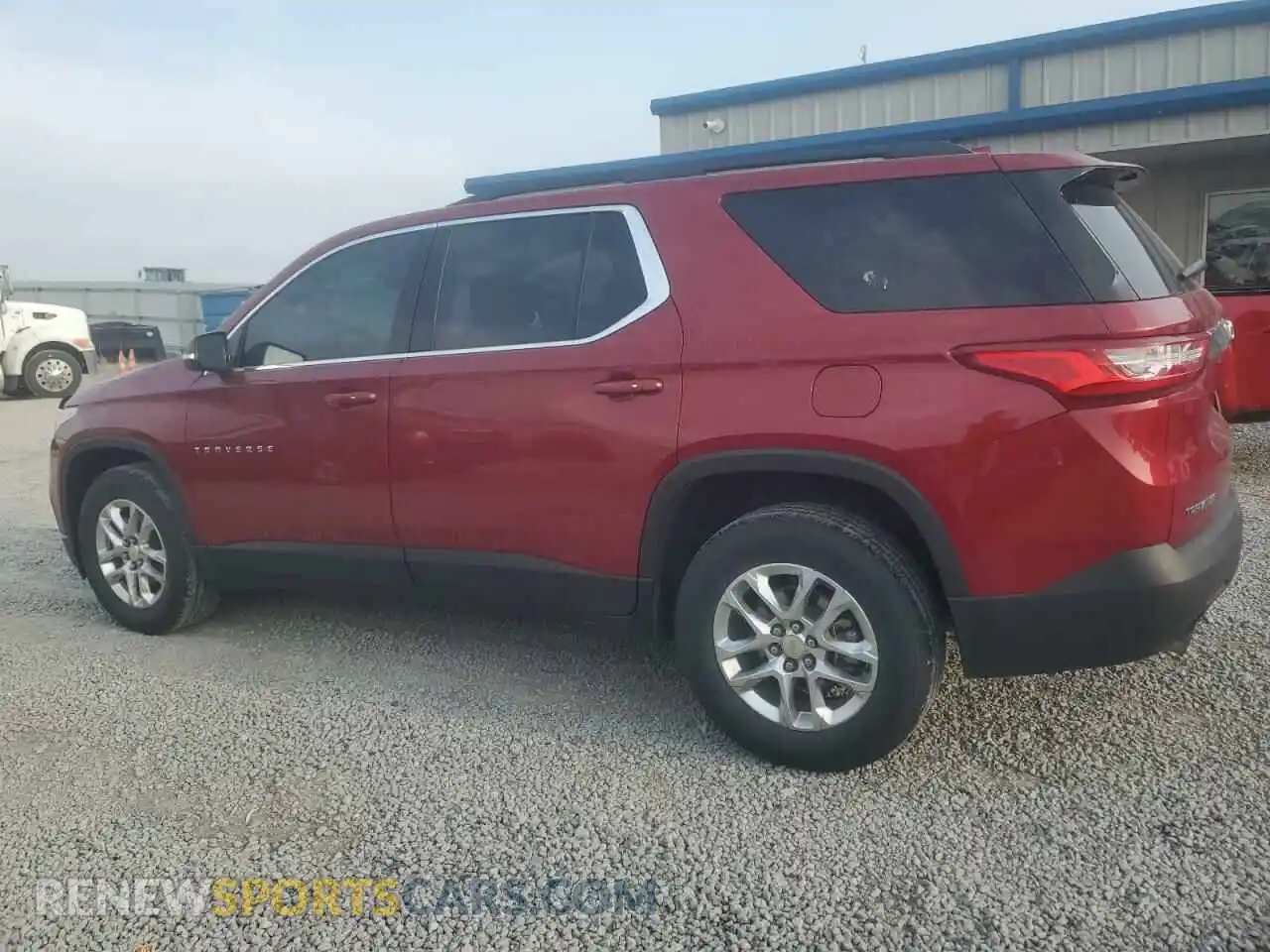 2 Photograph of a damaged car 1GNERGKW2LJ291466 CHEVROLET TRAVERSE 2020