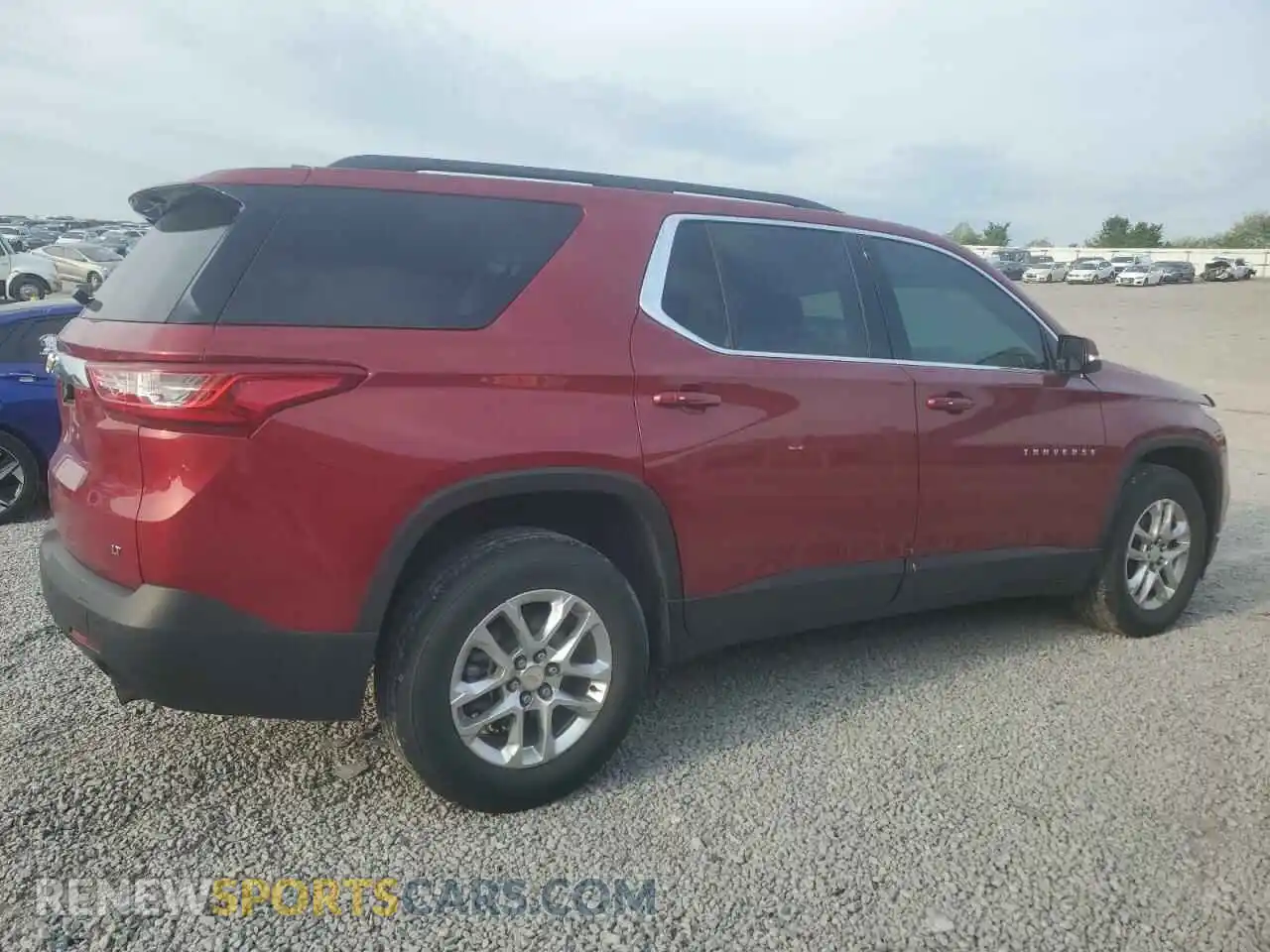 3 Photograph of a damaged car 1GNERGKW2LJ291466 CHEVROLET TRAVERSE 2020