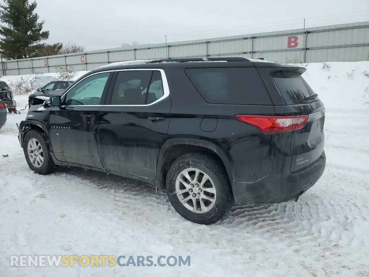 2 Photograph of a damaged car 1GNERGKW2LJ321677 CHEVROLET TRAVERSE 2020