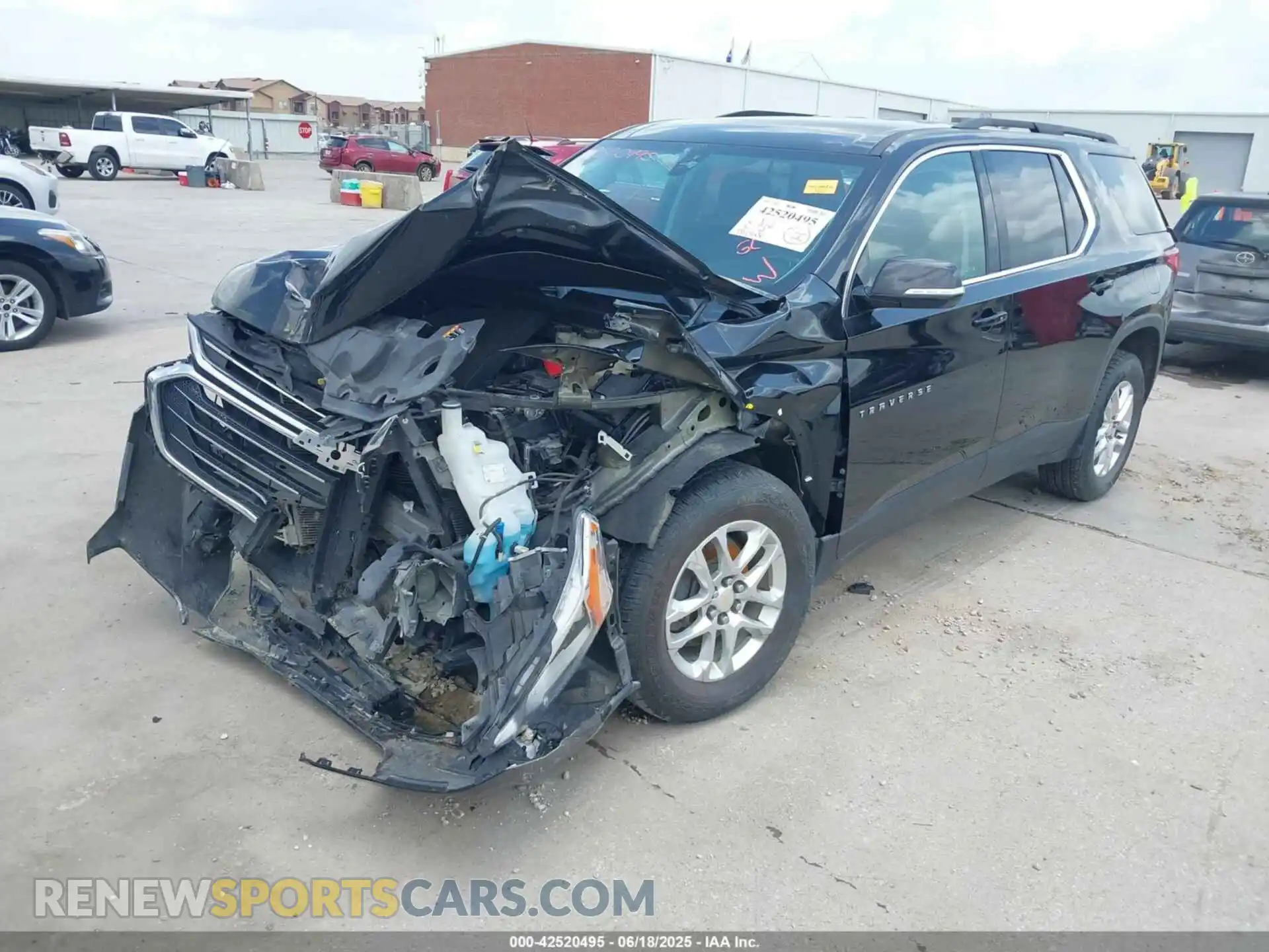 2 Photograph of a damaged car 1GNERGKW8LJ246502 CHEVROLET TRAVERSE 2020