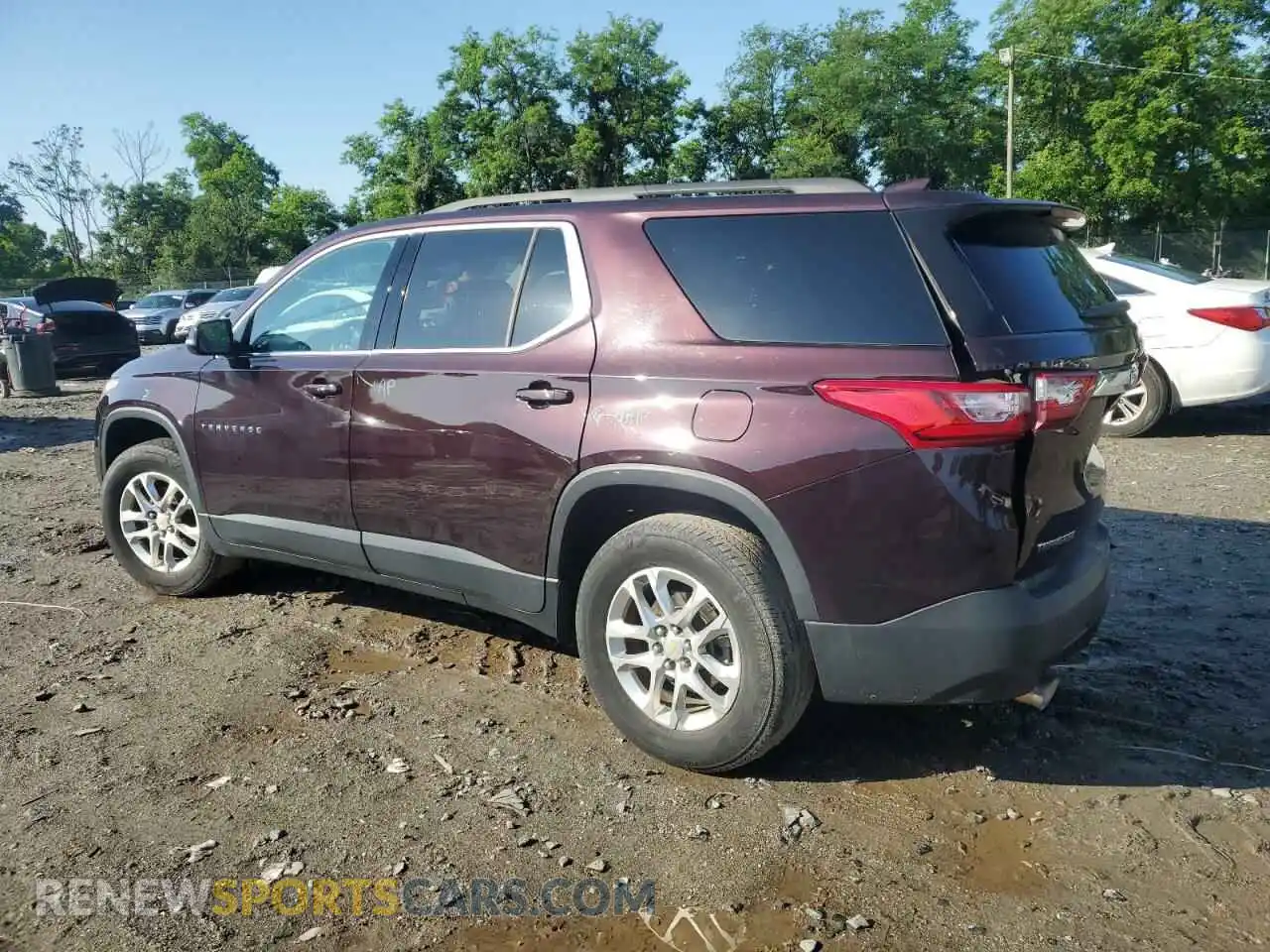 2 Photograph of a damaged car 1GNERHKW7LJ215828 CHEVROLET TRAVERSE 2020