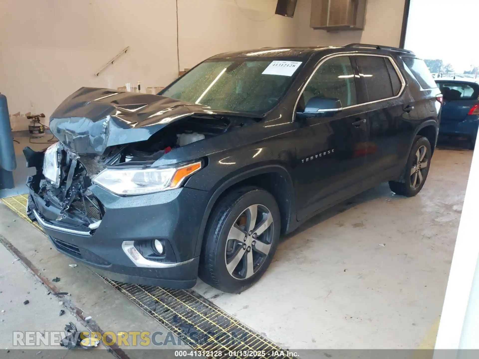 2 Photograph of a damaged car 1GNERHKW7LJ238123 CHEVROLET TRAVERSE 2020