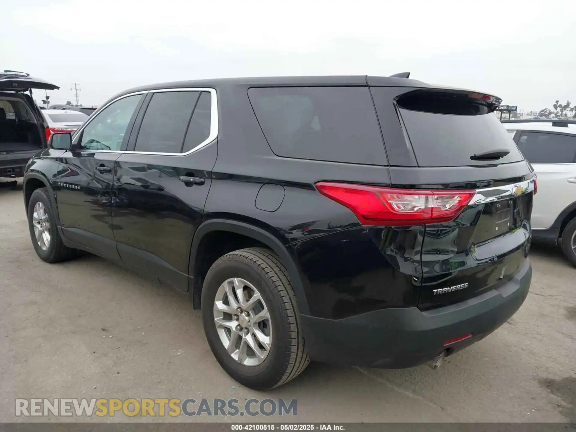 3 Photograph of a damaged car 1GNERFKW1MJ264769 CHEVROLET TRAVERSE 2021