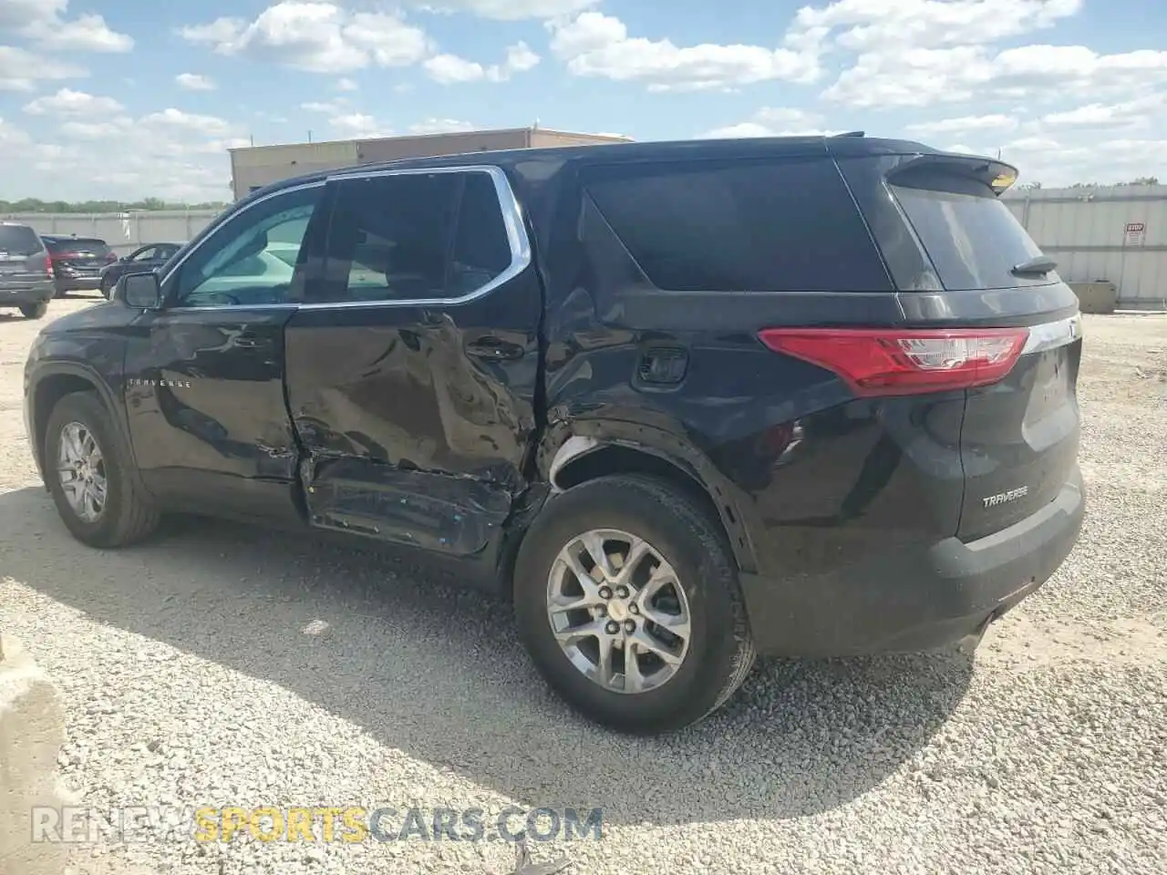 2 Photograph of a damaged car 1GNERFKW6MJ139072 CHEVROLET TRAVERSE 2021