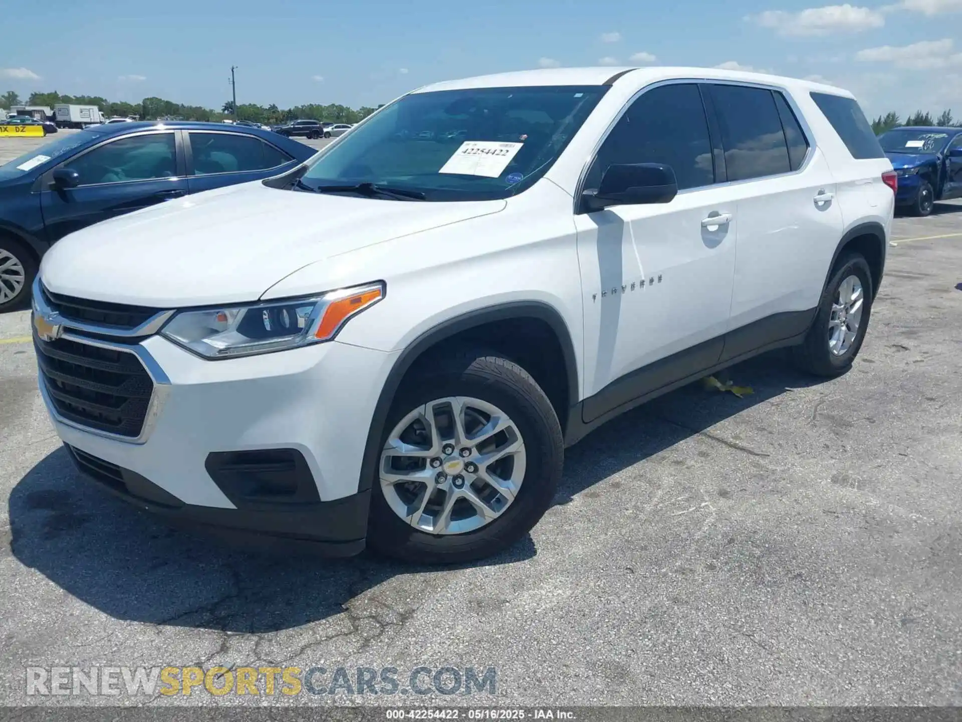 2 Photograph of a damaged car 1GNERFKWXMJ201136 CHEVROLET TRAVERSE 2021