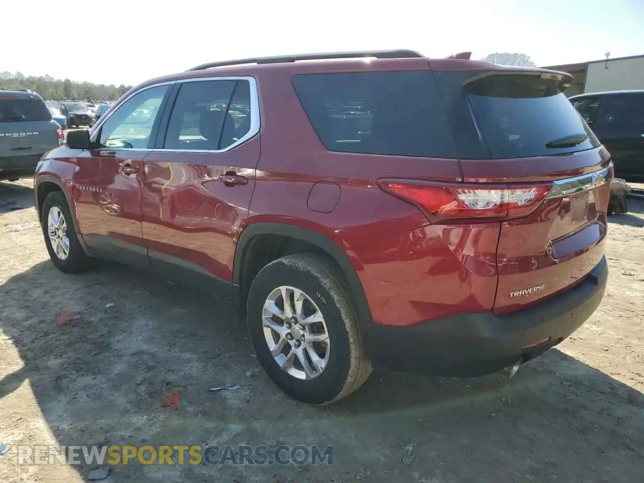 2 Photograph of a damaged car 1GNERGKW3MJ166784 CHEVROLET TRAVERSE 2021