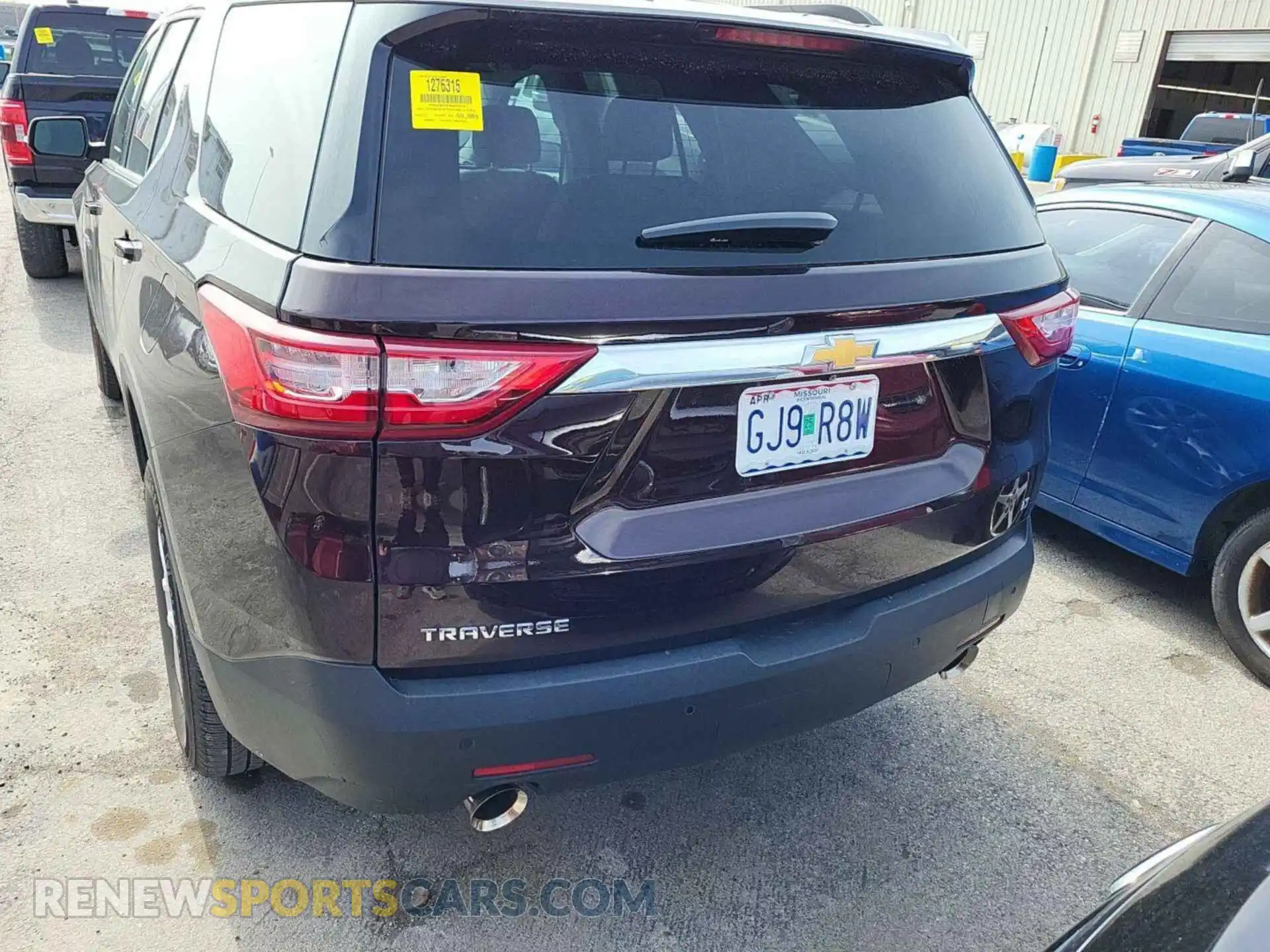 1 Photograph of a damaged car 1GNERGKW4MJ184534 CHEVROLET TRAVERSE 2021