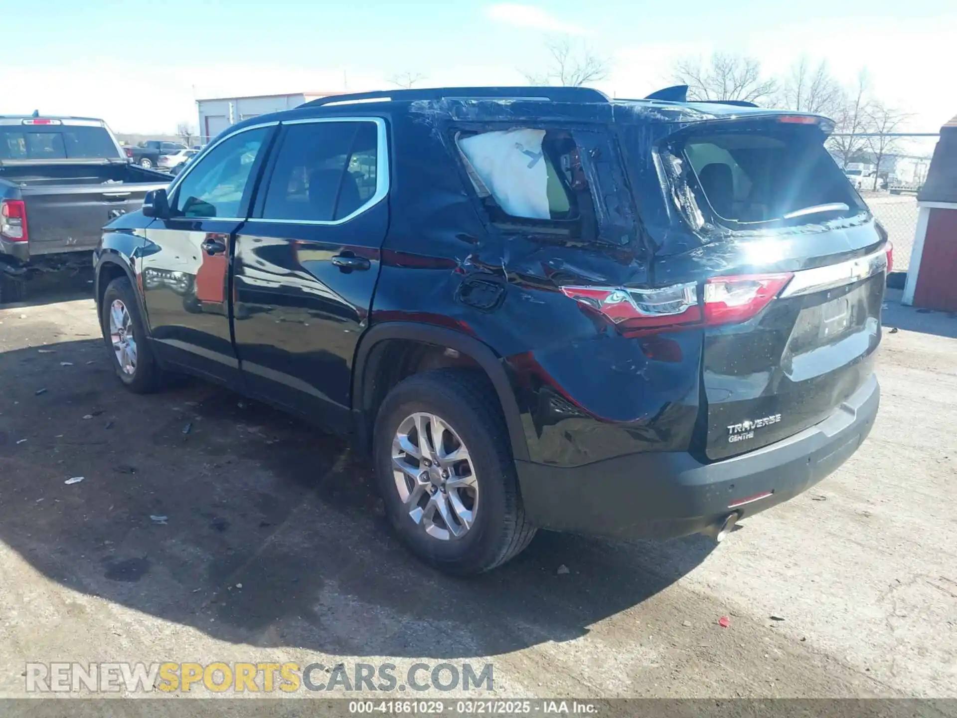 3 Photograph of a damaged car 1GNERGKW5MJ197065 CHEVROLET TRAVERSE 2021