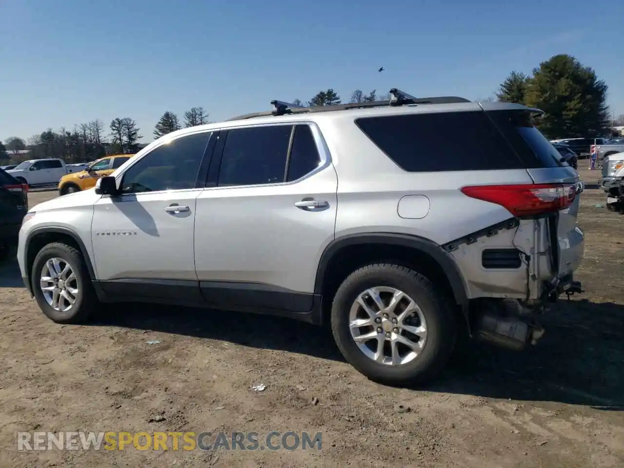 2 Photograph of a damaged car 1GNERGKW8MJ187114 CHEVROLET TRAVERSE 2021