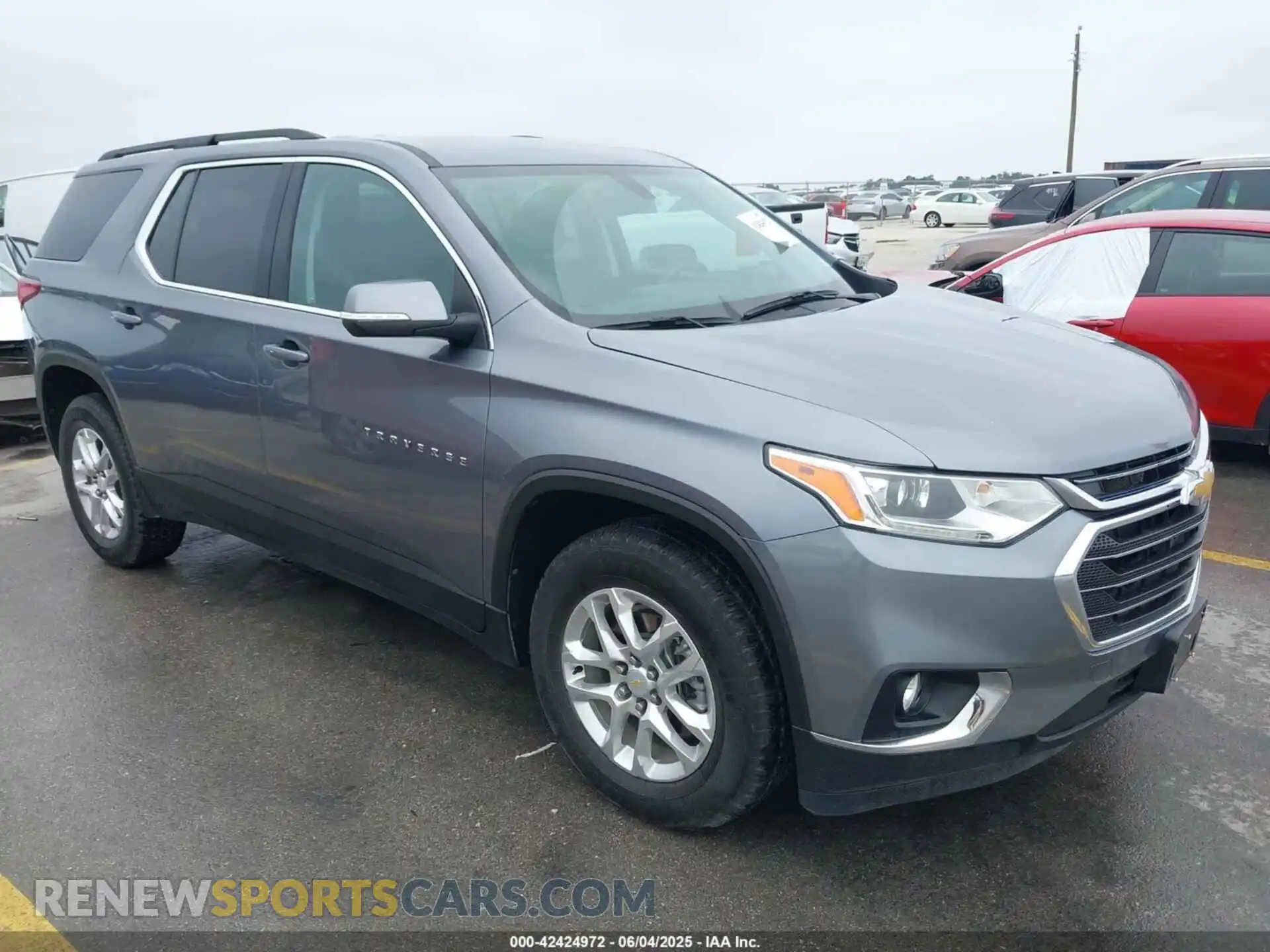 1 Photograph of a damaged car 1GNERGKW8MJ210147 CHEVROLET TRAVERSE 2021