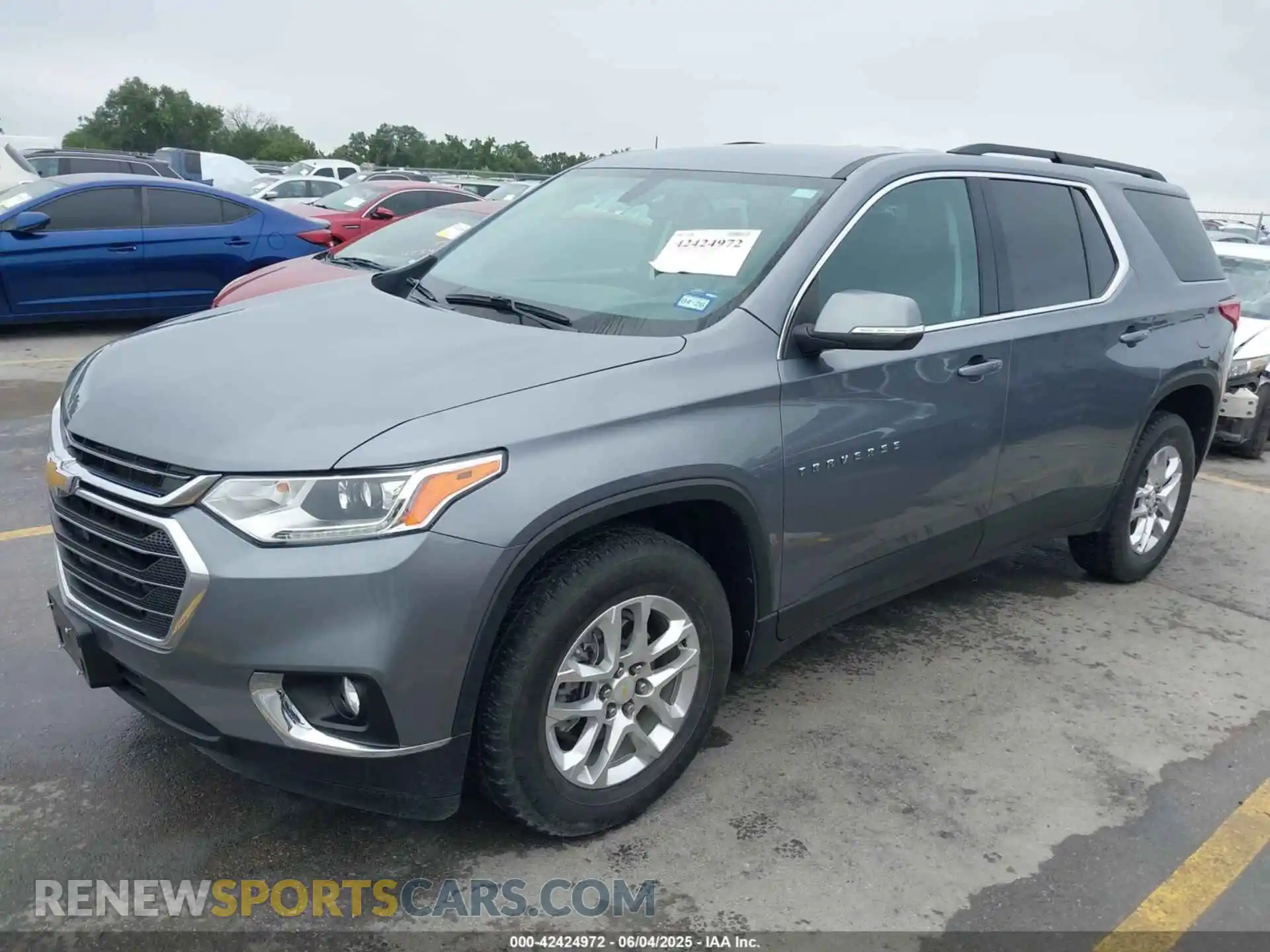 2 Photograph of a damaged car 1GNERGKW8MJ210147 CHEVROLET TRAVERSE 2021