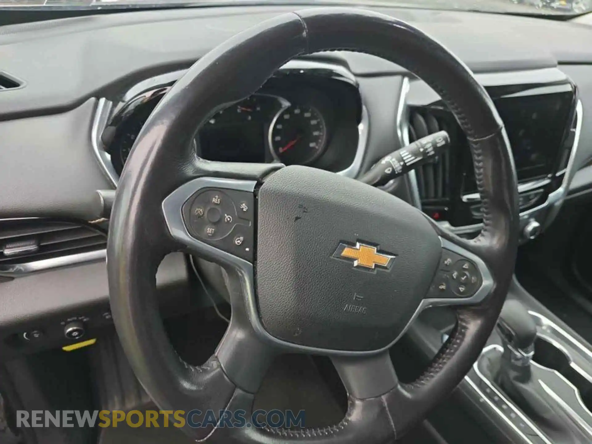 2 Photograph of a damaged car 1GNERGKW9MJ183735 CHEVROLET TRAVERSE 2021