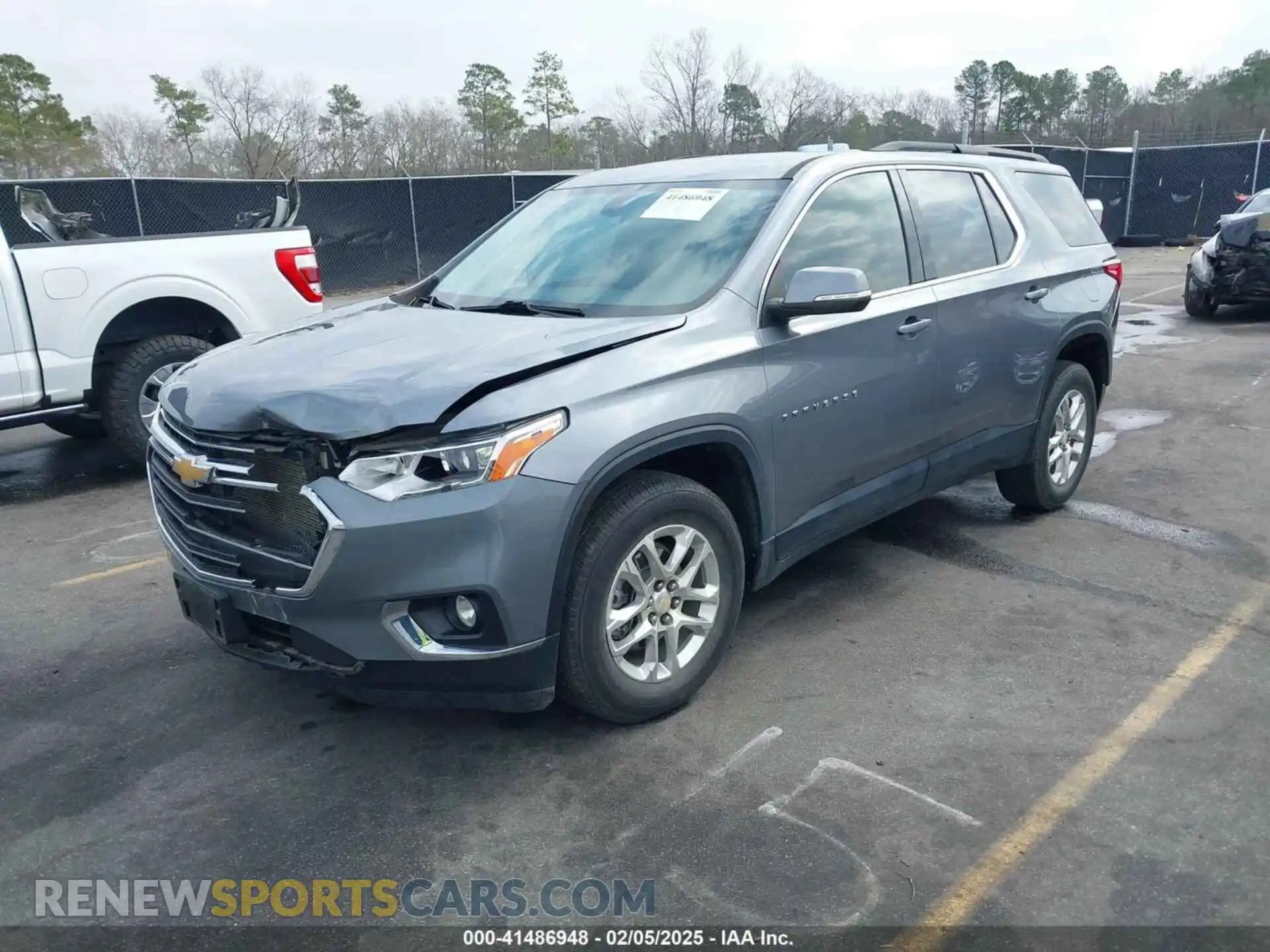 2 Photograph of a damaged car 1GNERGKW9MJ247157 CHEVROLET TRAVERSE 2021