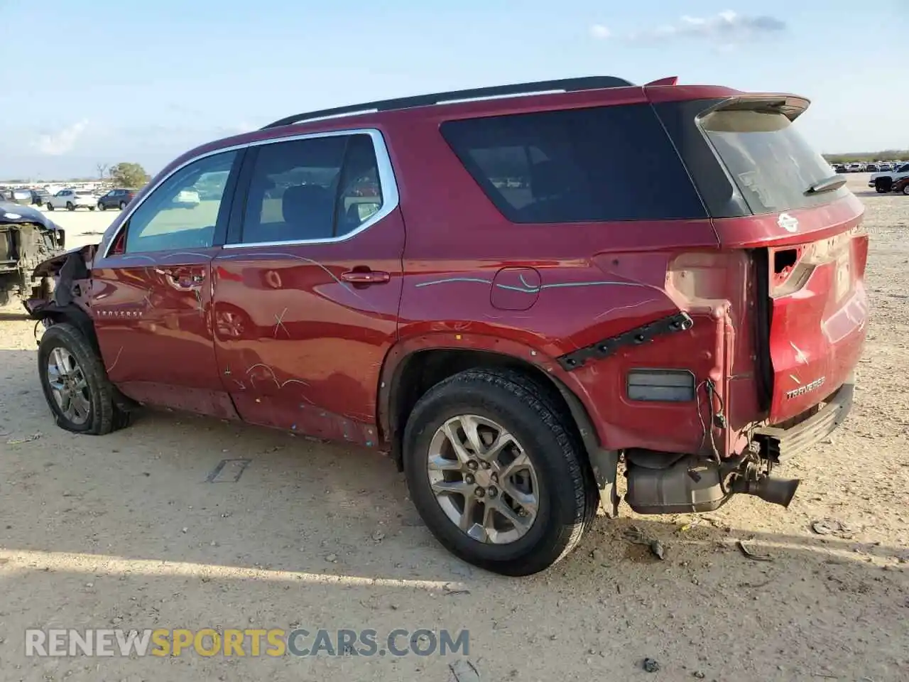 2 fotografías del automóvil dañado 1GNERGKWXMJ159900 CHEVROLET TRAVERSE 2021