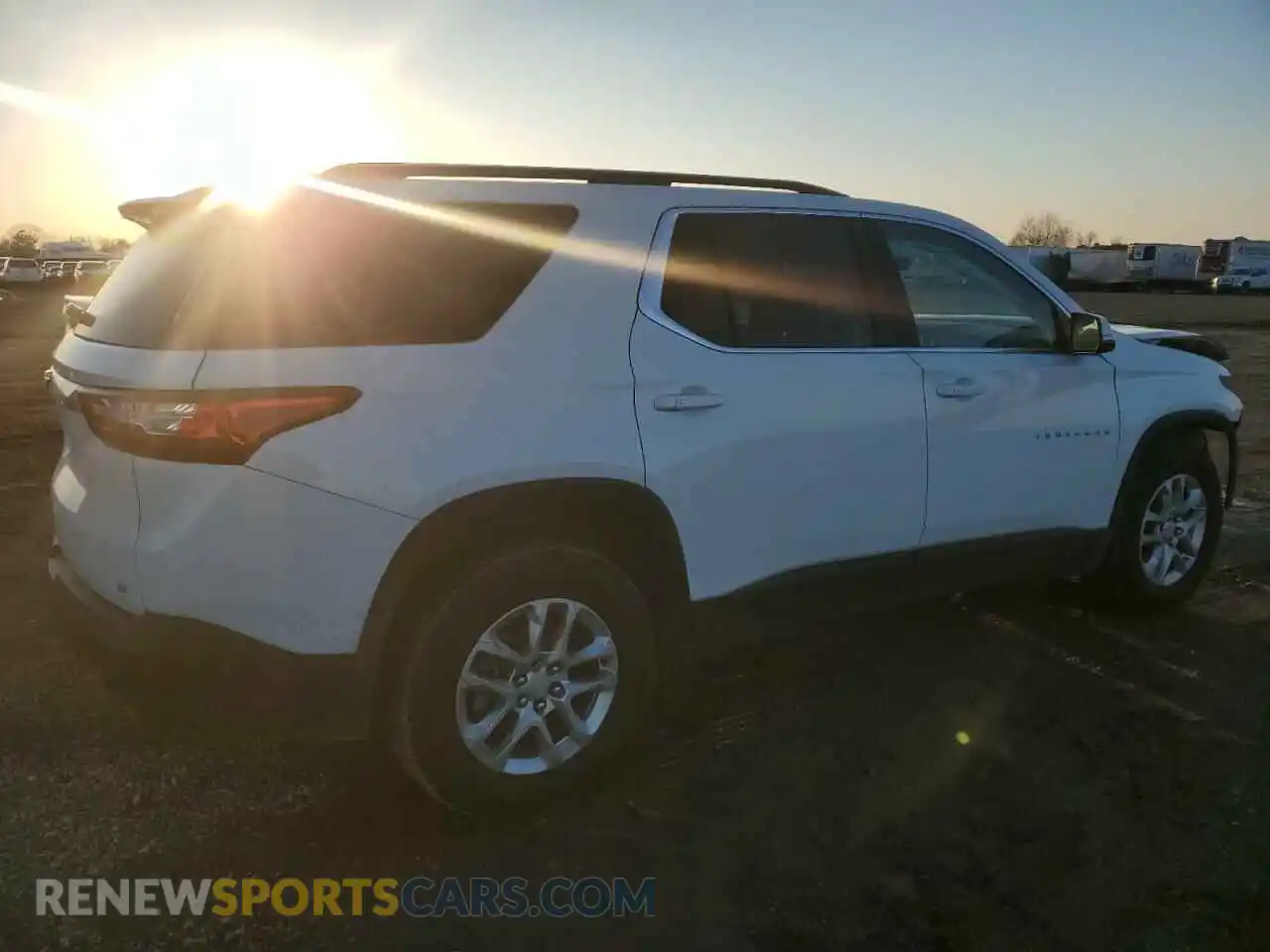 3 Photograph of a damaged car 1GNERHKWXMJ148319 CHEVROLET TRAVERSE 2021