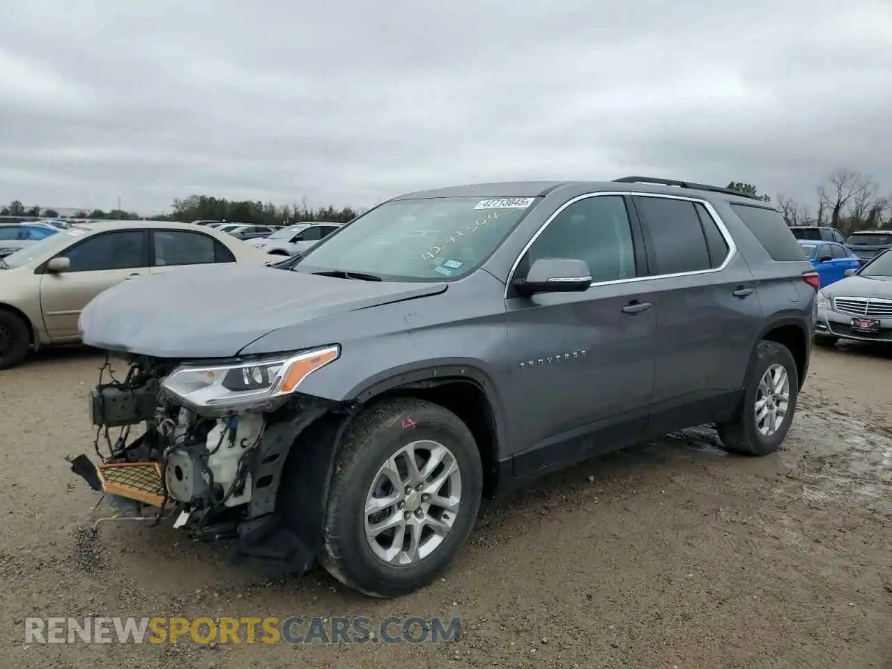 1 Photograph of a damaged car 1GNEVGKW0MJ218433 CHEVROLET TRAVERSE 2021