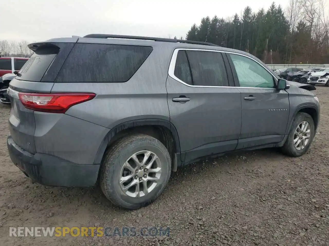 3 Photograph of a damaged car 1GNEVGKW8MJ192549 CHEVROLET TRAVERSE 2021