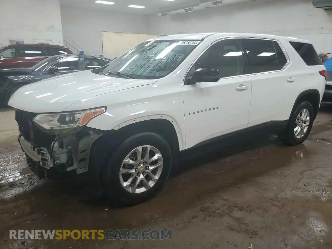 1 Photograph of a damaged car 1GNEVLKWXMJ164969 CHEVROLET TRAVERSE 2021