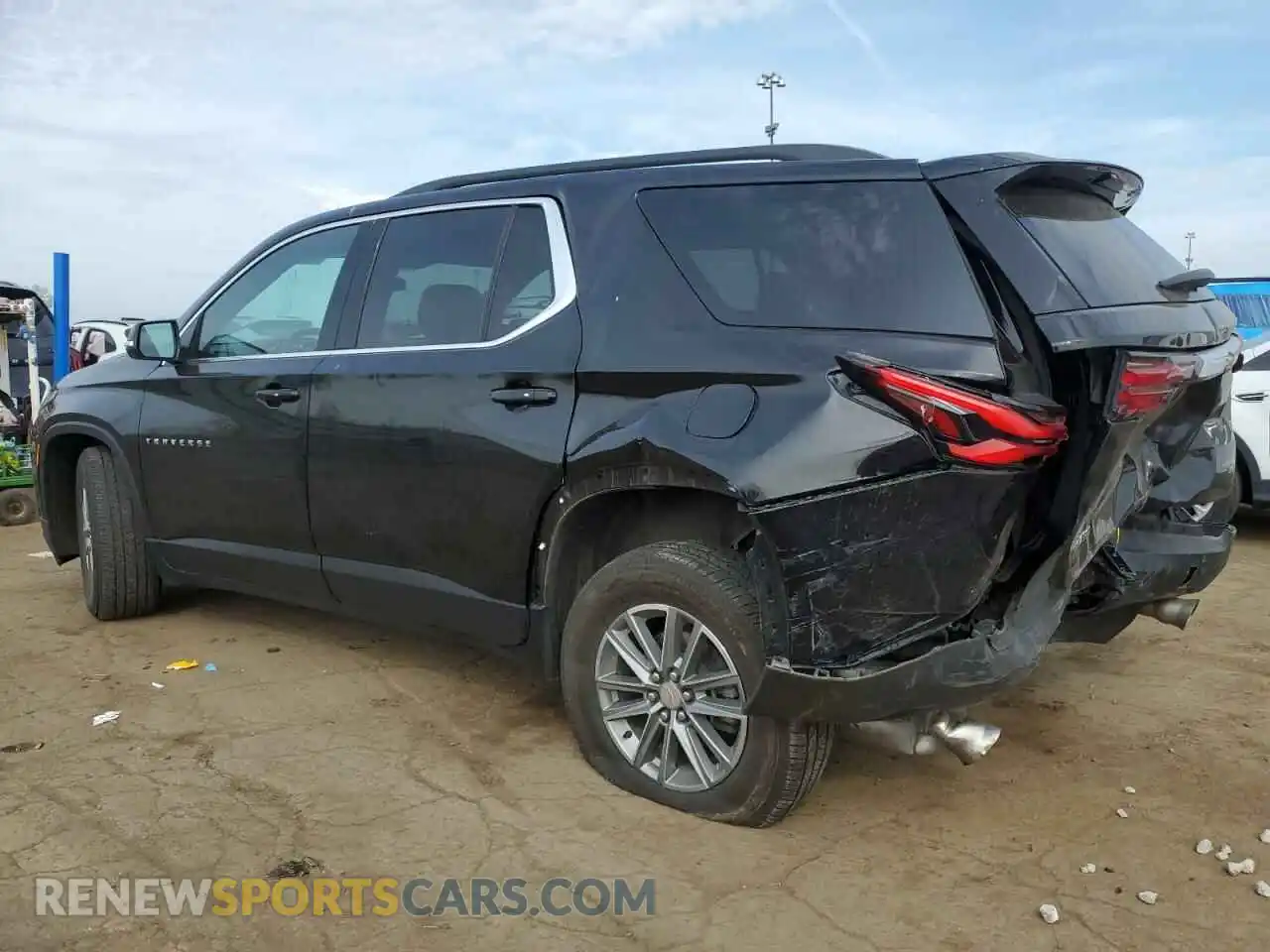 2 Photograph of a damaged car 1GNERGKW2PJ272289 CHEVROLET TRAVERSE 2023