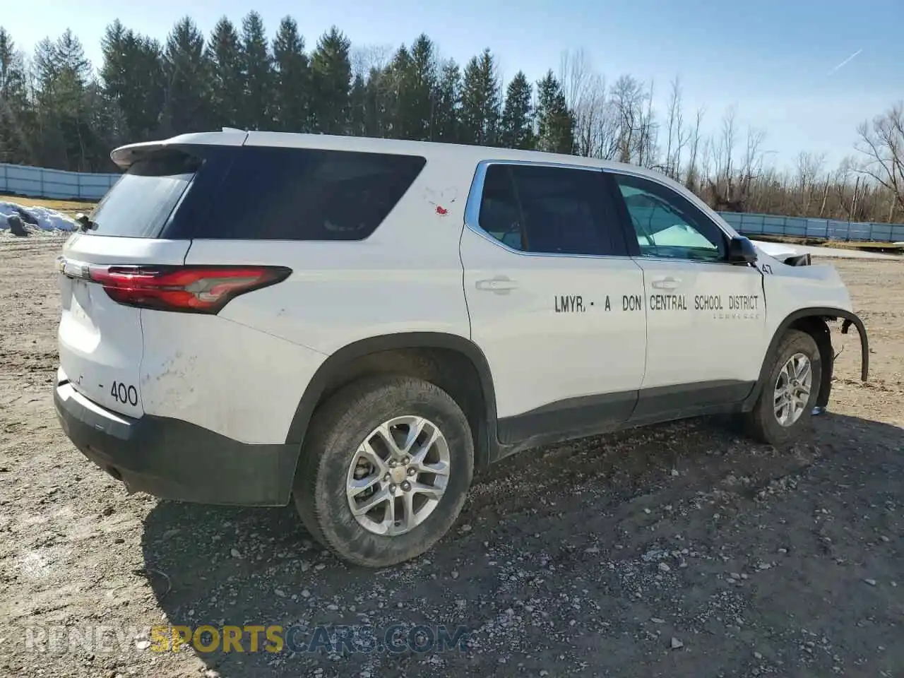 3 Photograph of a damaged car 1GNETTKW2RJ139609 CHEVROLET TRAVERSE 2024