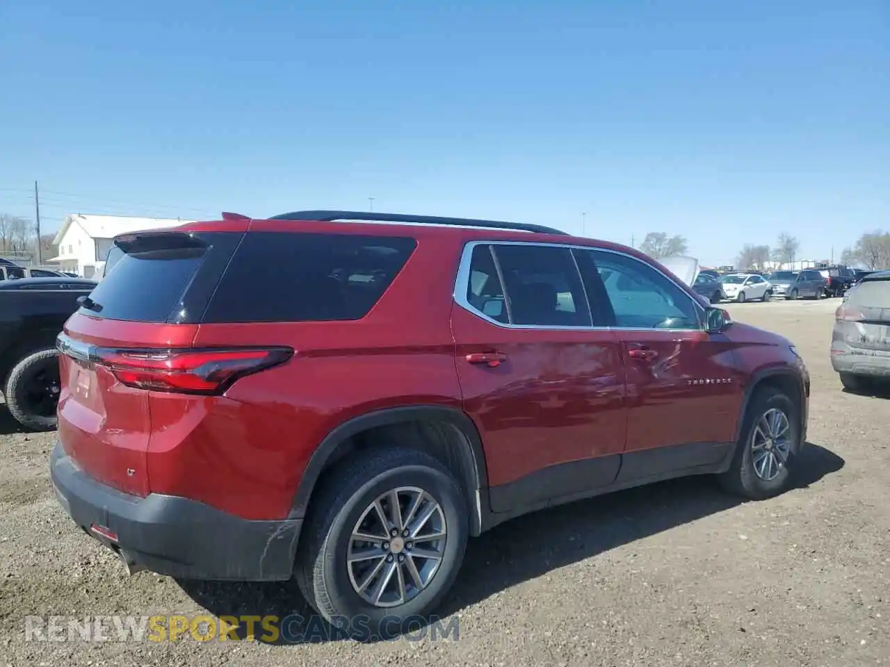 3 Photograph of a damaged car 1GNETVKW4RJ130910 CHEVROLET TRAVERSE 2024