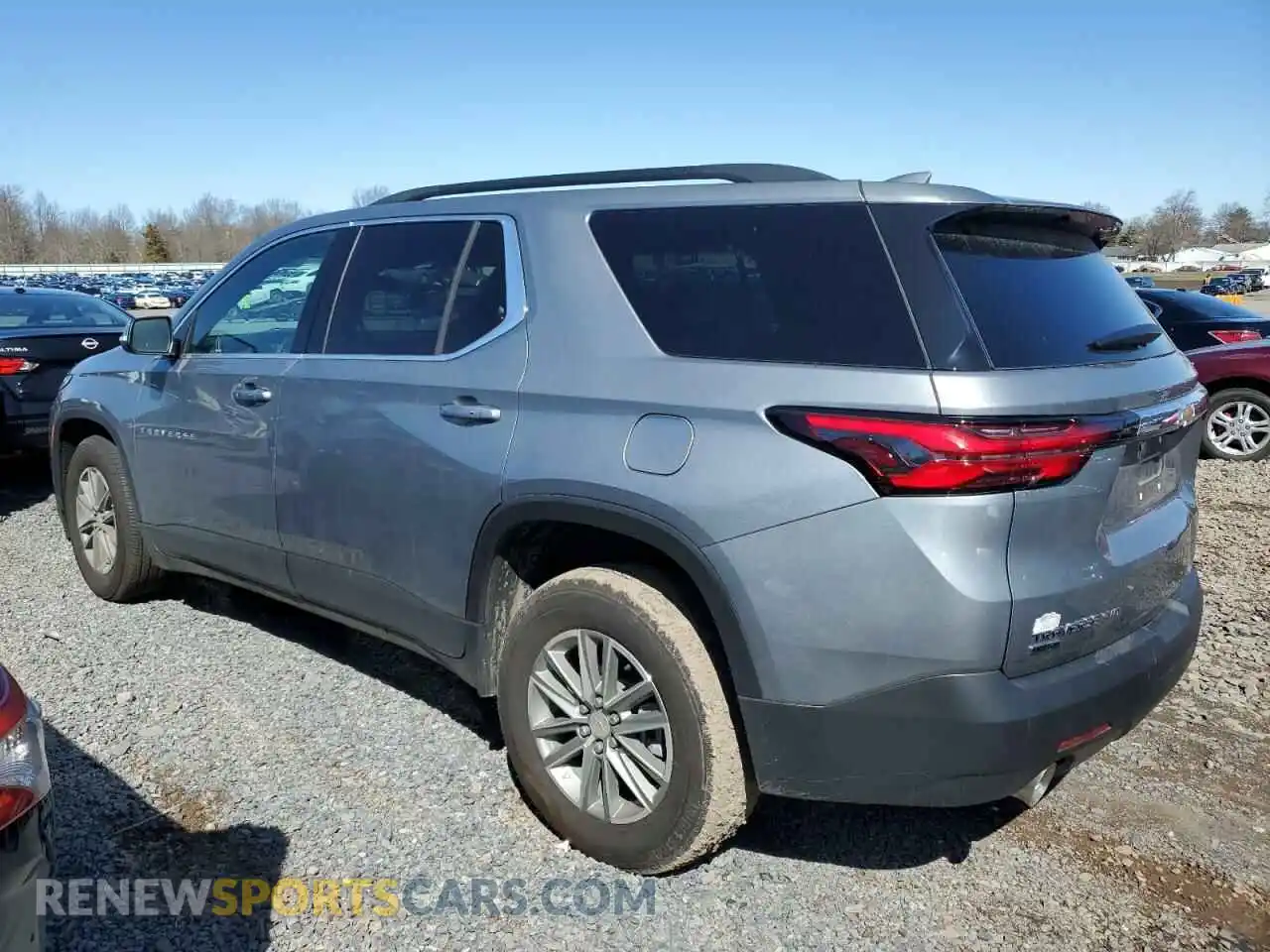 2 Photograph of a damaged car 1GNETVKW8RJ136869 CHEVROLET TRAVERSE 2024