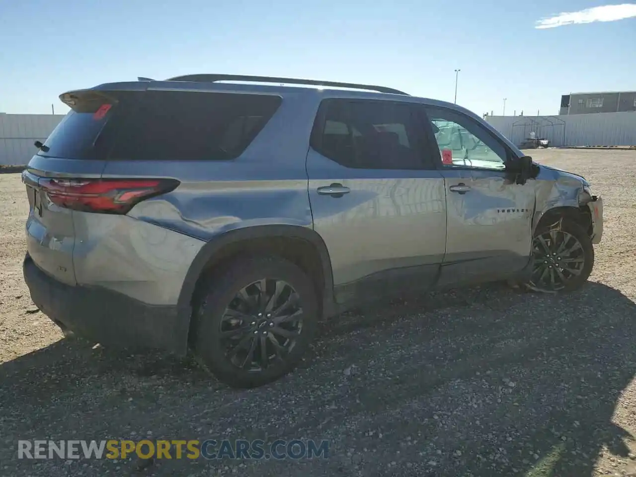 3 Photograph of a damaged car 1GNETYKW8RJ135383 CHEVROLET TRAVERSE 2024