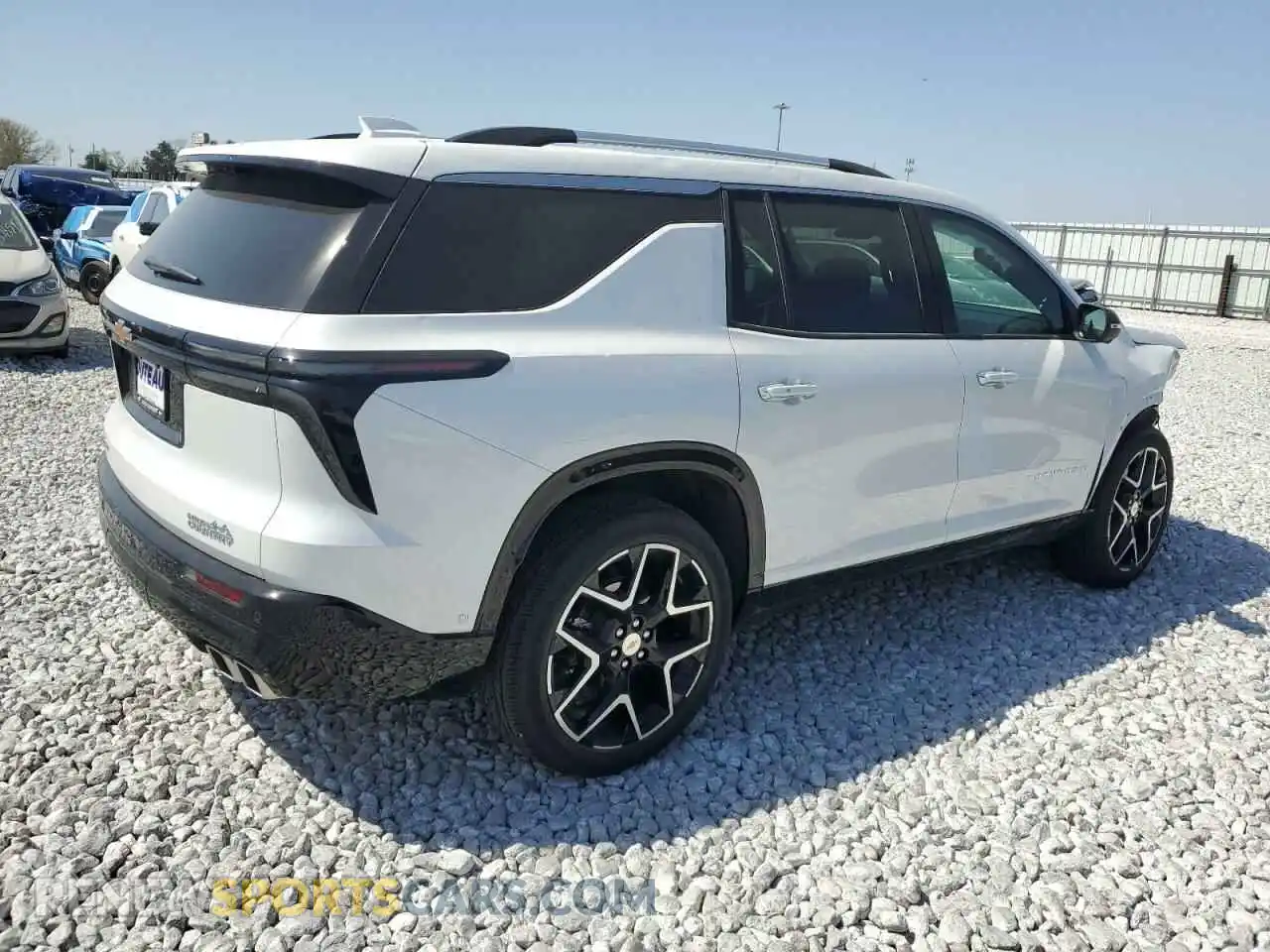 3 fotografías del automóvil dañado 1GNEVKRS5SJ155302 CHEVROLET TRAVERSE 2025