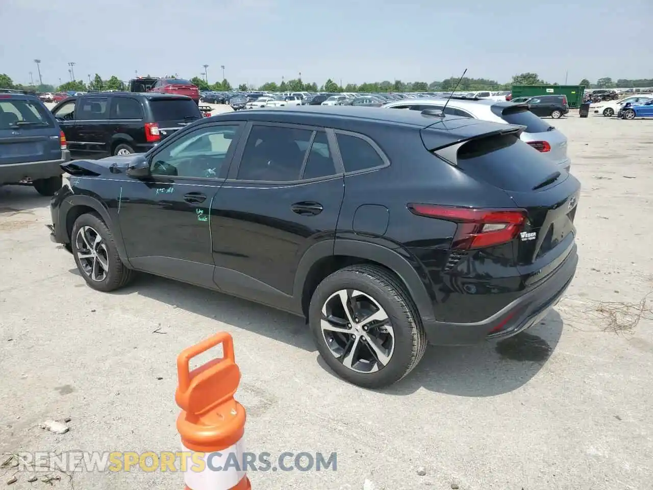 2 Фотография поврежденного автомобиля KL77LGEP0SC218734 CHEVROLET TRAX 1RS 2025