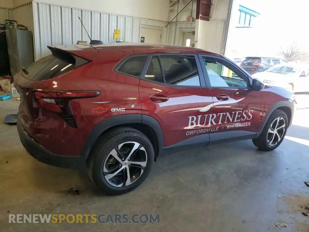3 Фотография поврежденного автомобиля KL77LGEP9SC014241 CHEVROLET TRAX 1RS 2025