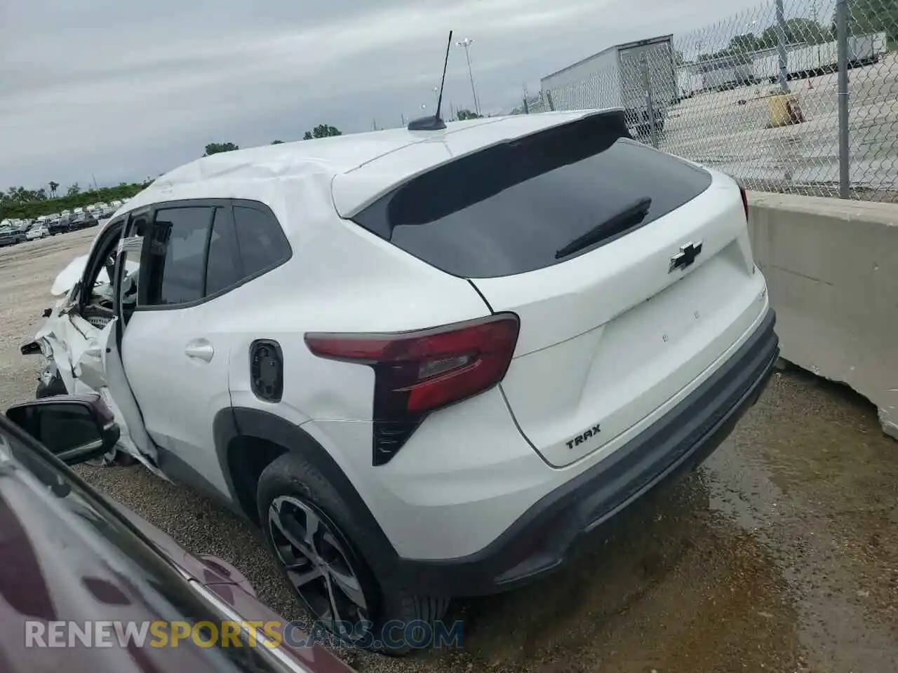 2 Photograph of a damaged car KL77LGEP9SC031640 CHEVROLET TRAX 1RS 2025