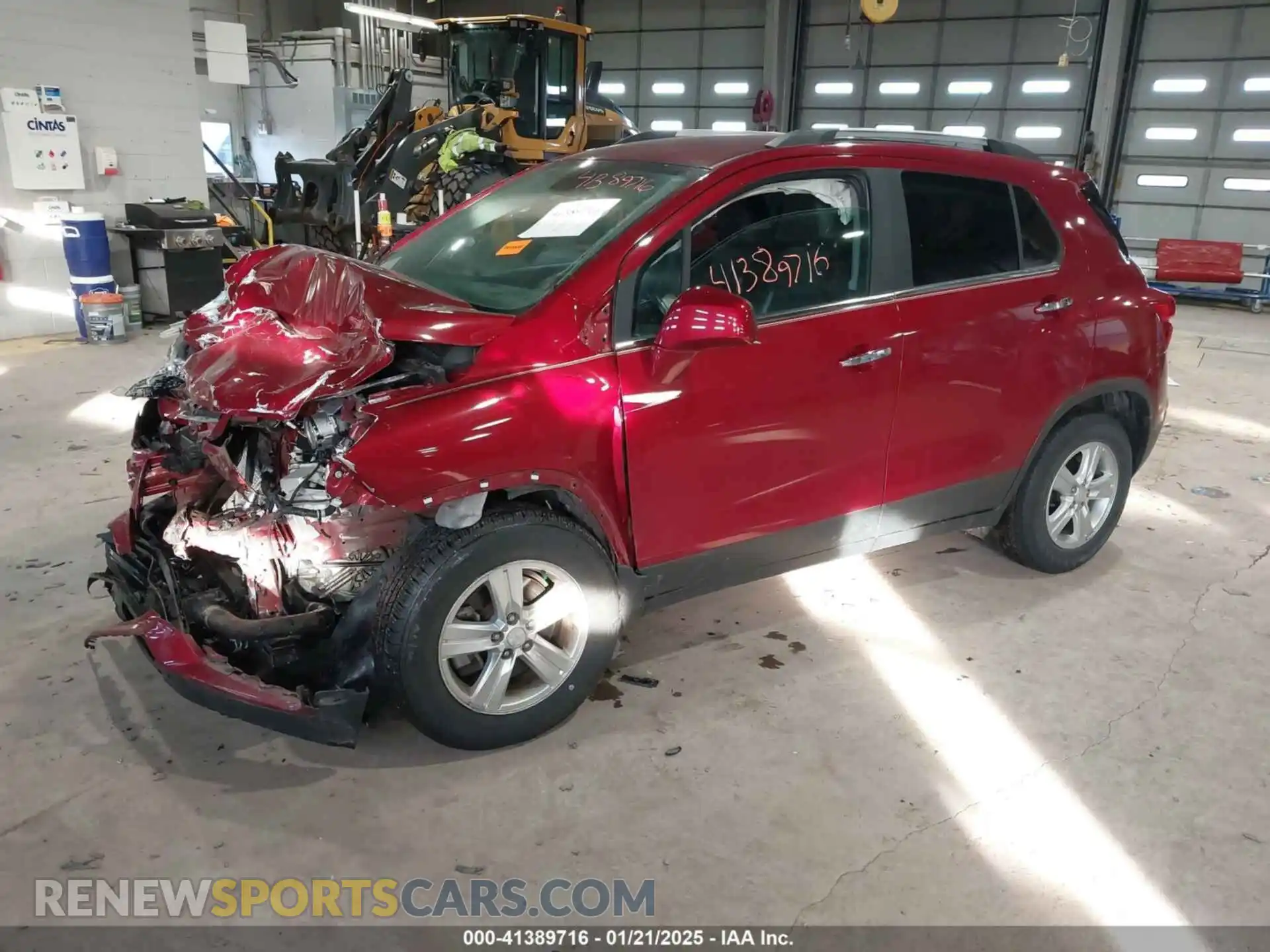 2 Photograph of a damaged car 3GNCJLSB7KL267384 CHEVROLET TRAX 2019