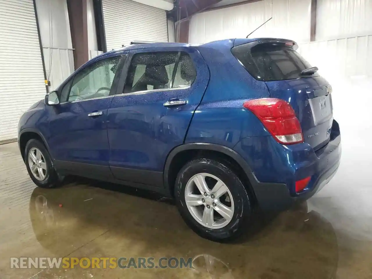 2 Photograph of a damaged car 3GNCJPSB0KL166033 CHEVROLET TRAX 2019