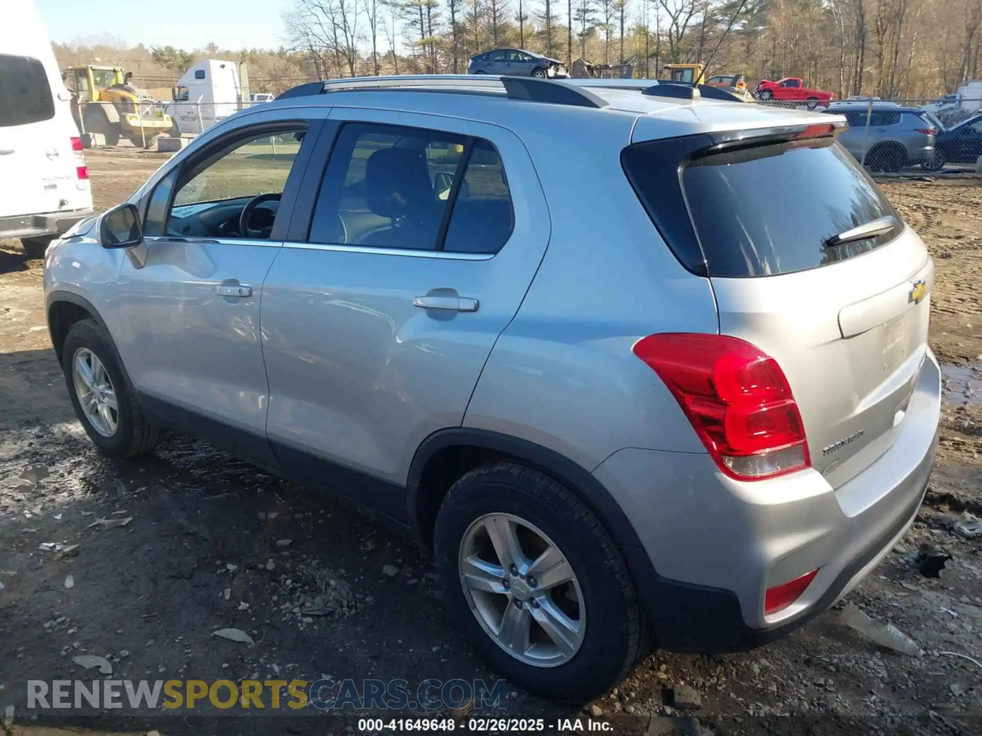 3 Photograph of a damaged car 3GNCJPSB7KL257526 CHEVROLET TRAX 2019
