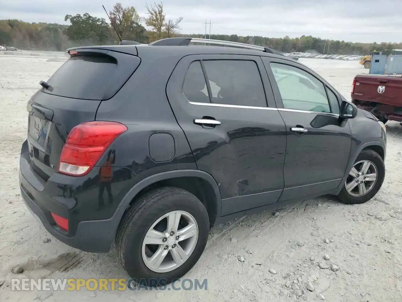 3 Photograph of a damaged car KL7CJLSB0KB747208 CHEVROLET TRAX 2019