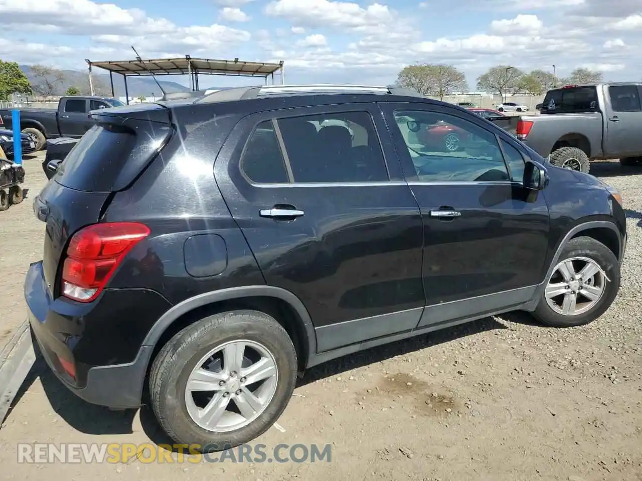 3 Photograph of a damaged car KL7CJLSB0KB902386 CHEVROLET TRAX 2019