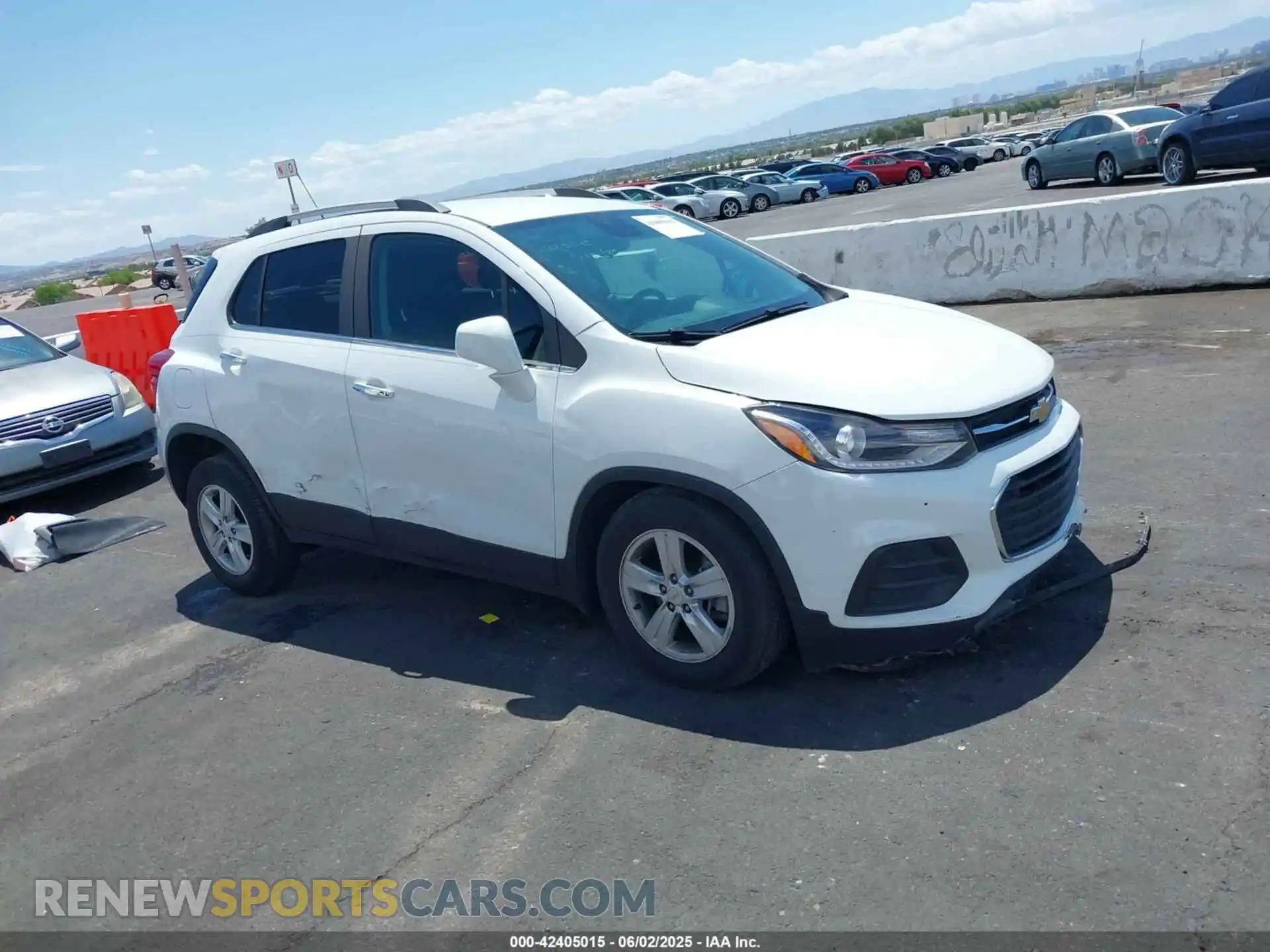 1 Photograph of a damaged car KL7CJLSB0KB938028 CHEVROLET TRAX 2019