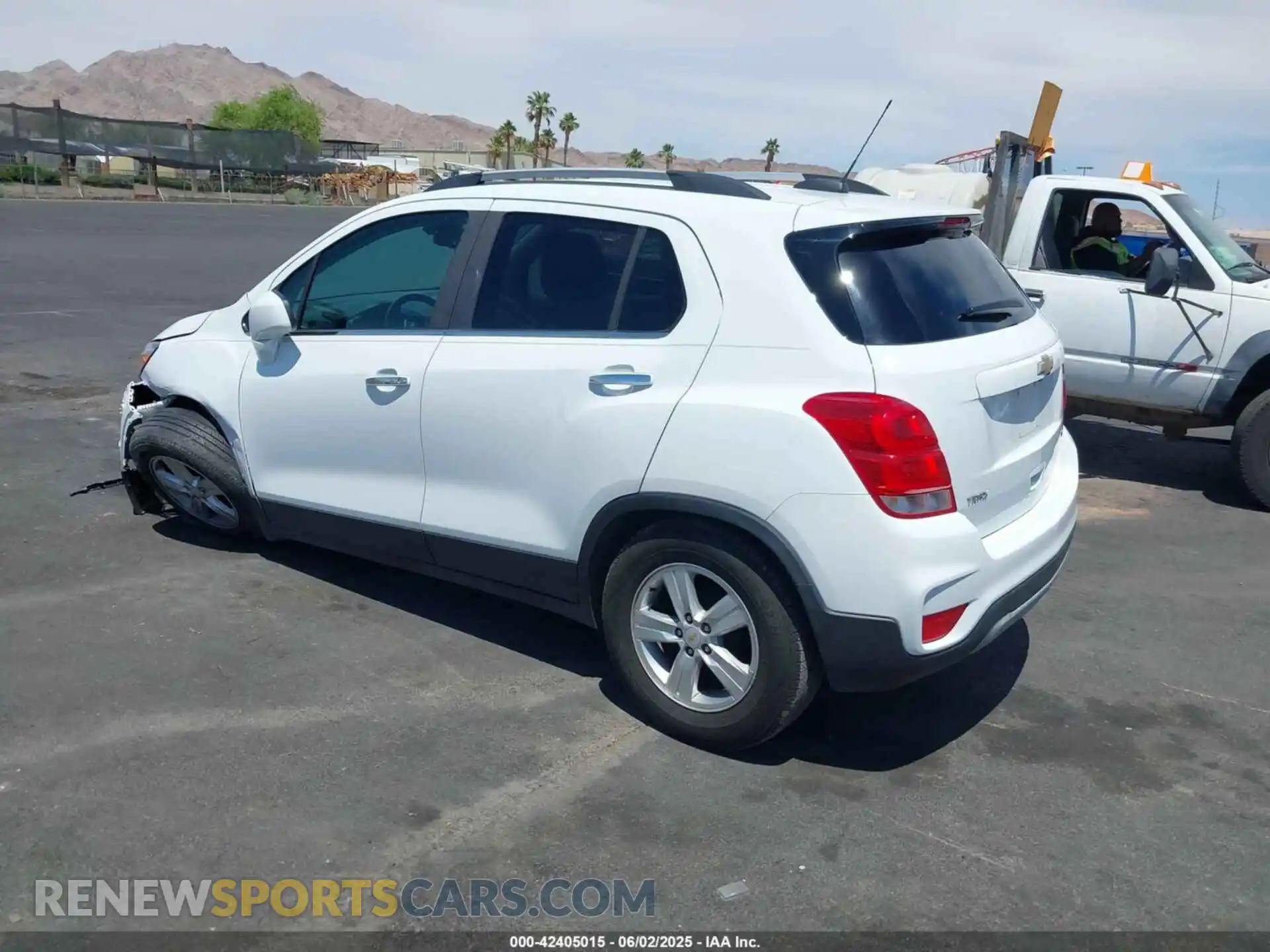 3 Photograph of a damaged car KL7CJLSB0KB938028 CHEVROLET TRAX 2019