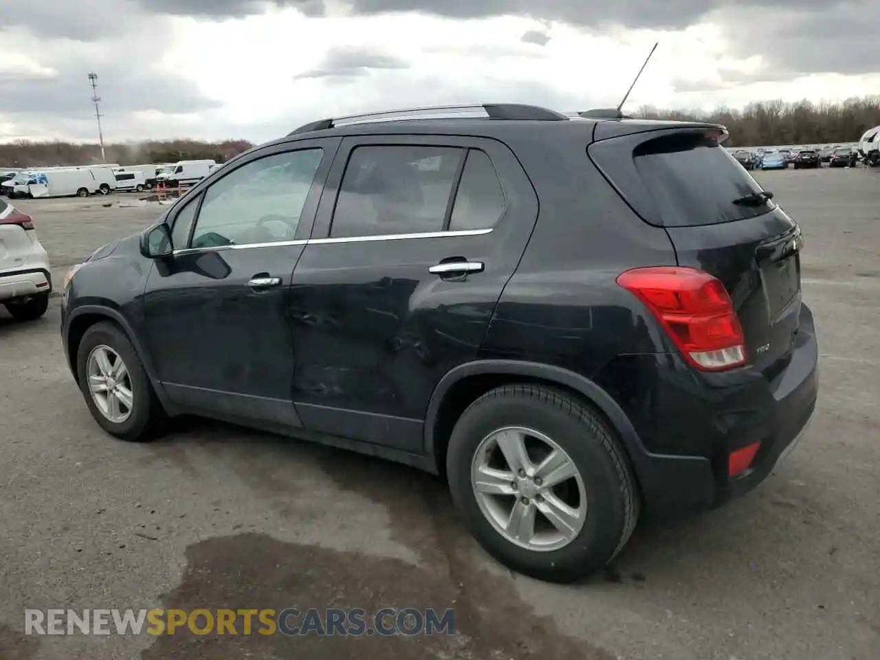 2 Photograph of a damaged car KL7CJLSB0KB952401 CHEVROLET TRAX 2019