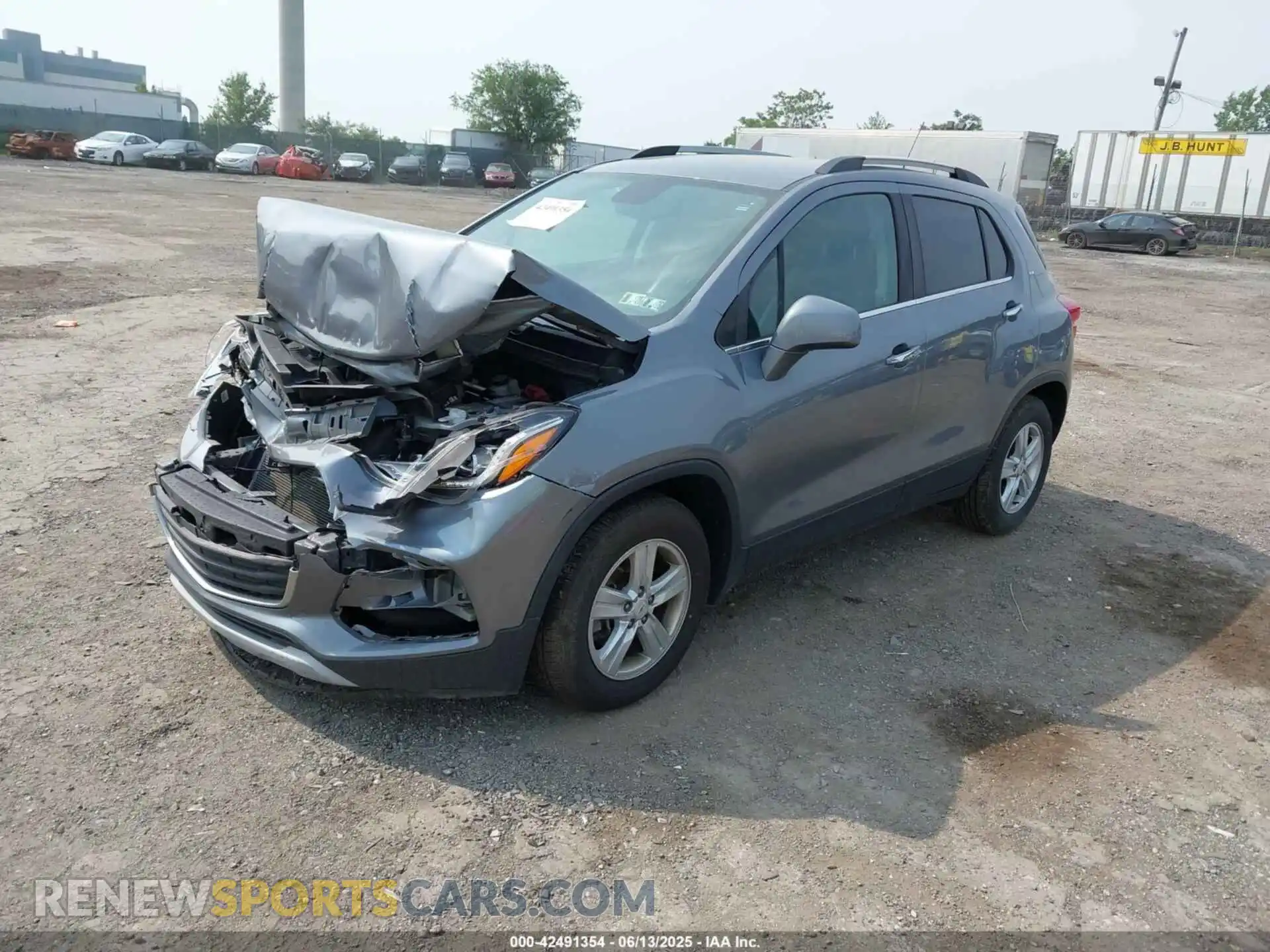 2 Photograph of a damaged car KL7CJLSB4KB942891 CHEVROLET TRAX 2019