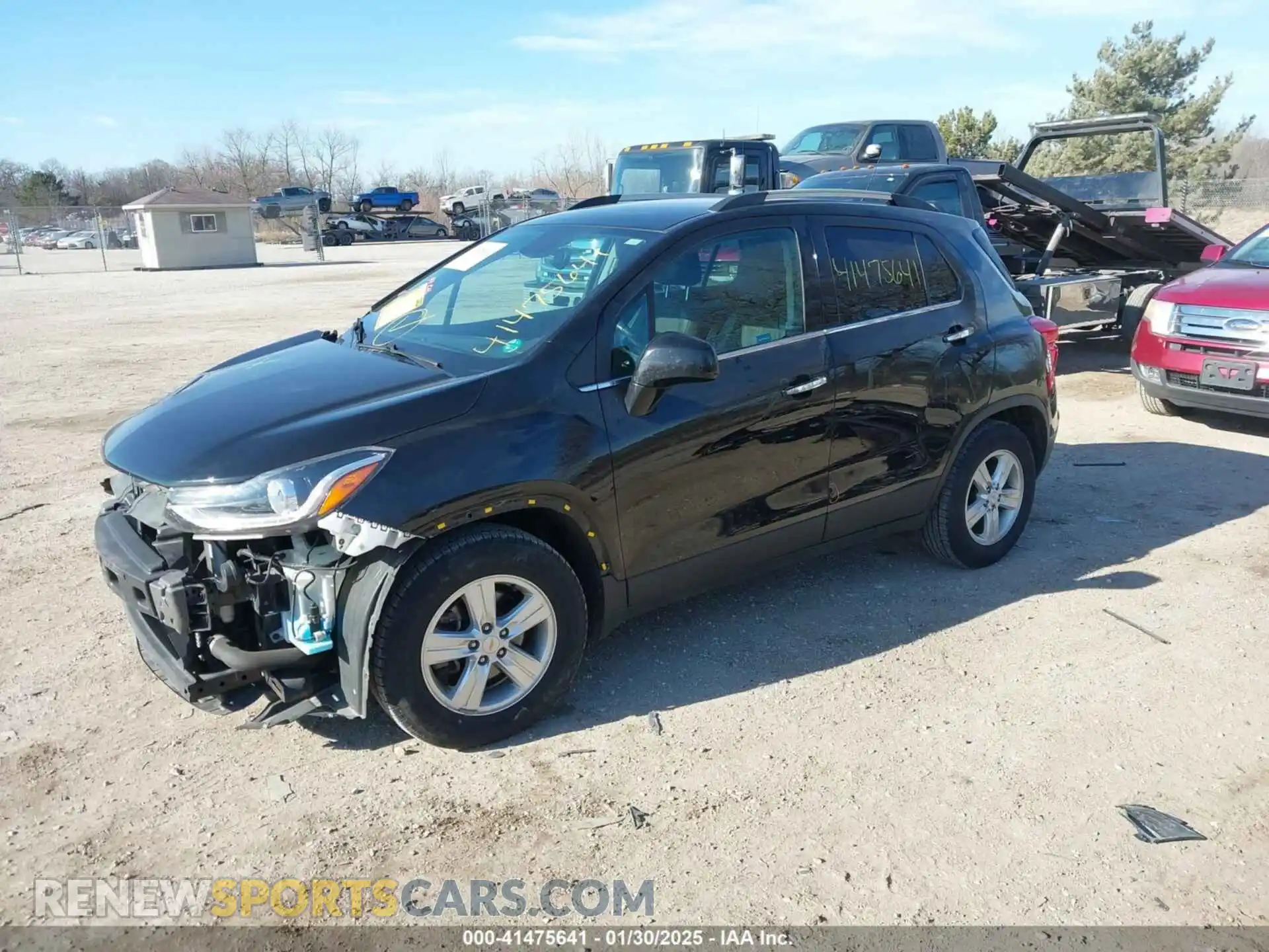2 Photograph of a damaged car KL7CJLSB5KB934234 CHEVROLET TRAX 2019