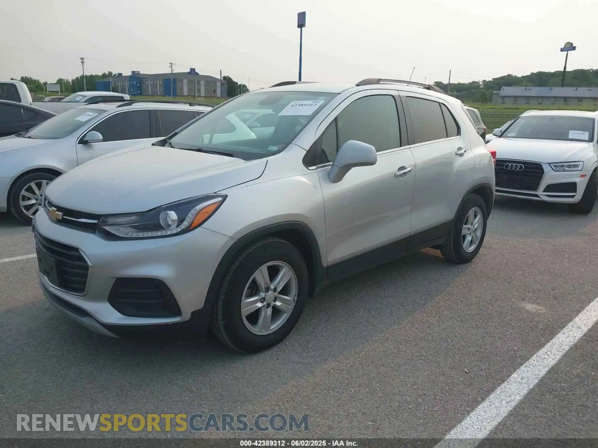 2 Photograph of a damaged car KL7CJLSB7KB817173 CHEVROLET TRAX 2019