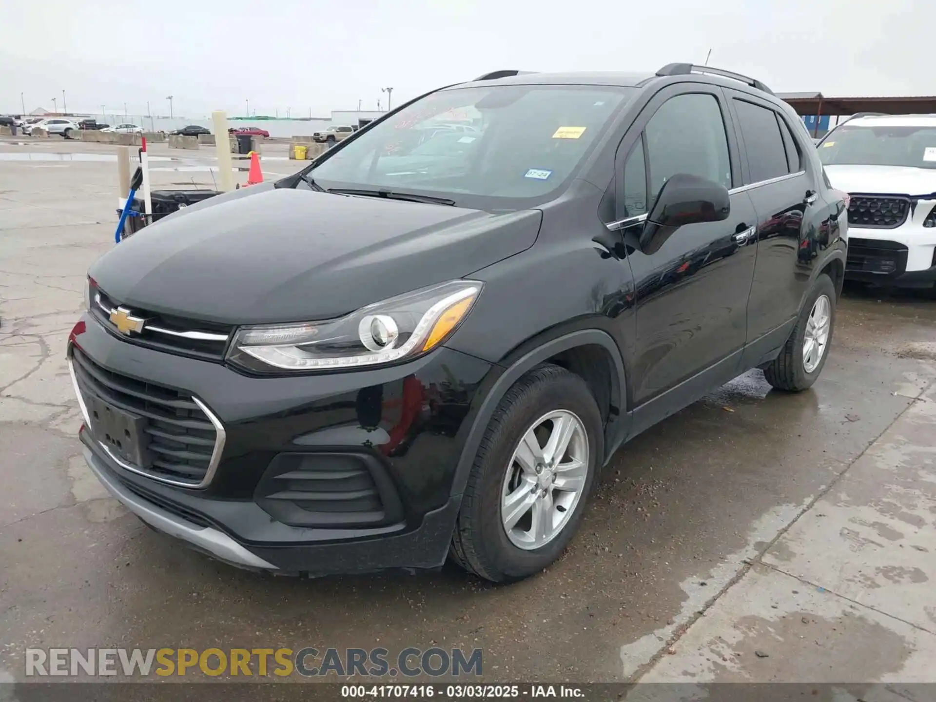 2 Photograph of a damaged car KL7CJLSB7KB859505 CHEVROLET TRAX 2019